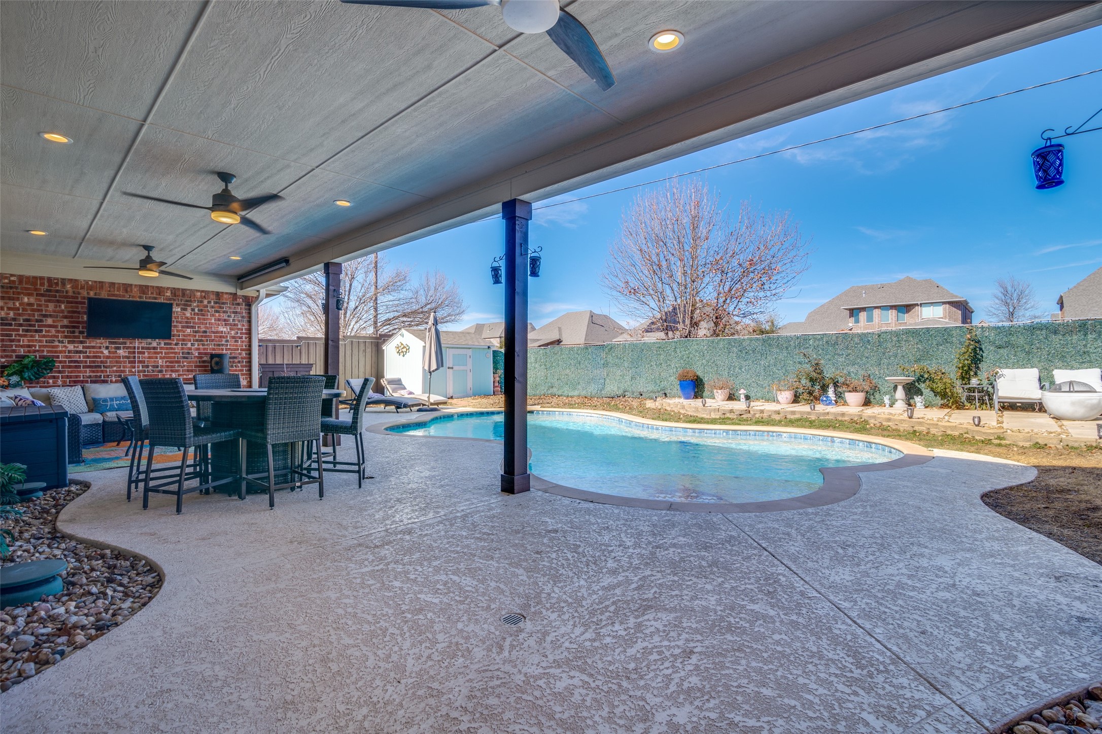 502 Covey Trail