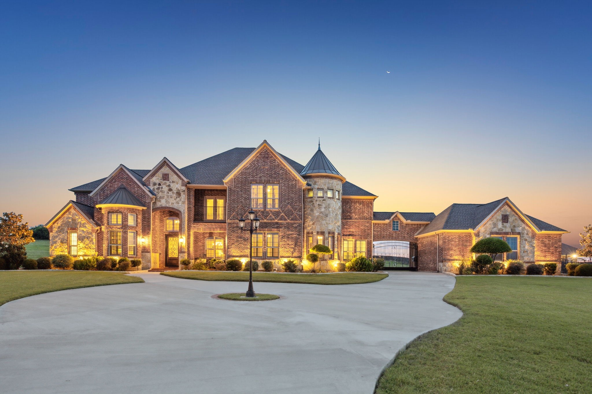 211 Tanner Creek Circle