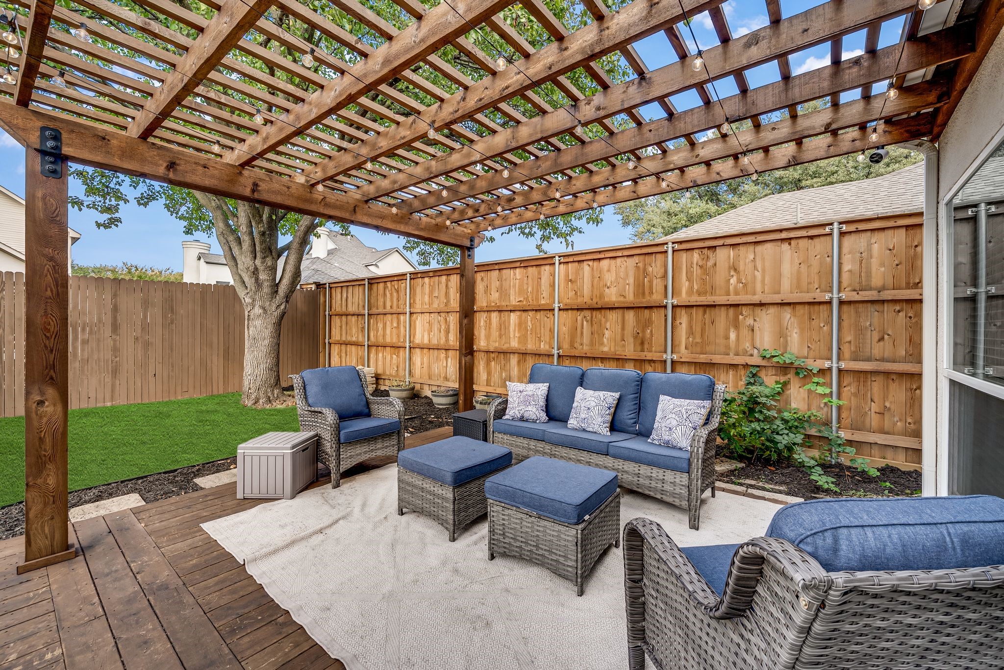 6053 Buffridge Trail