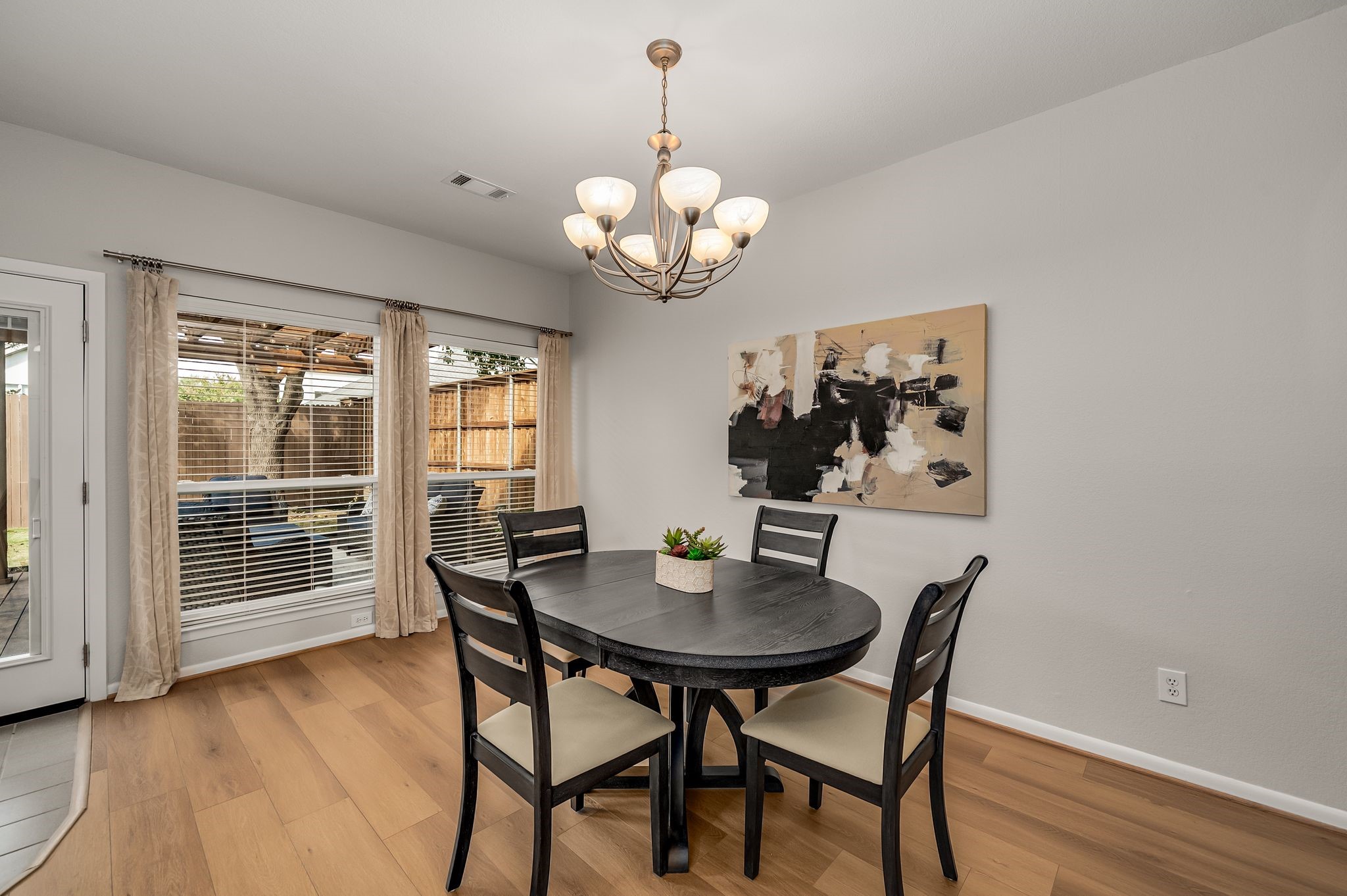 6053 Buffridge Trail