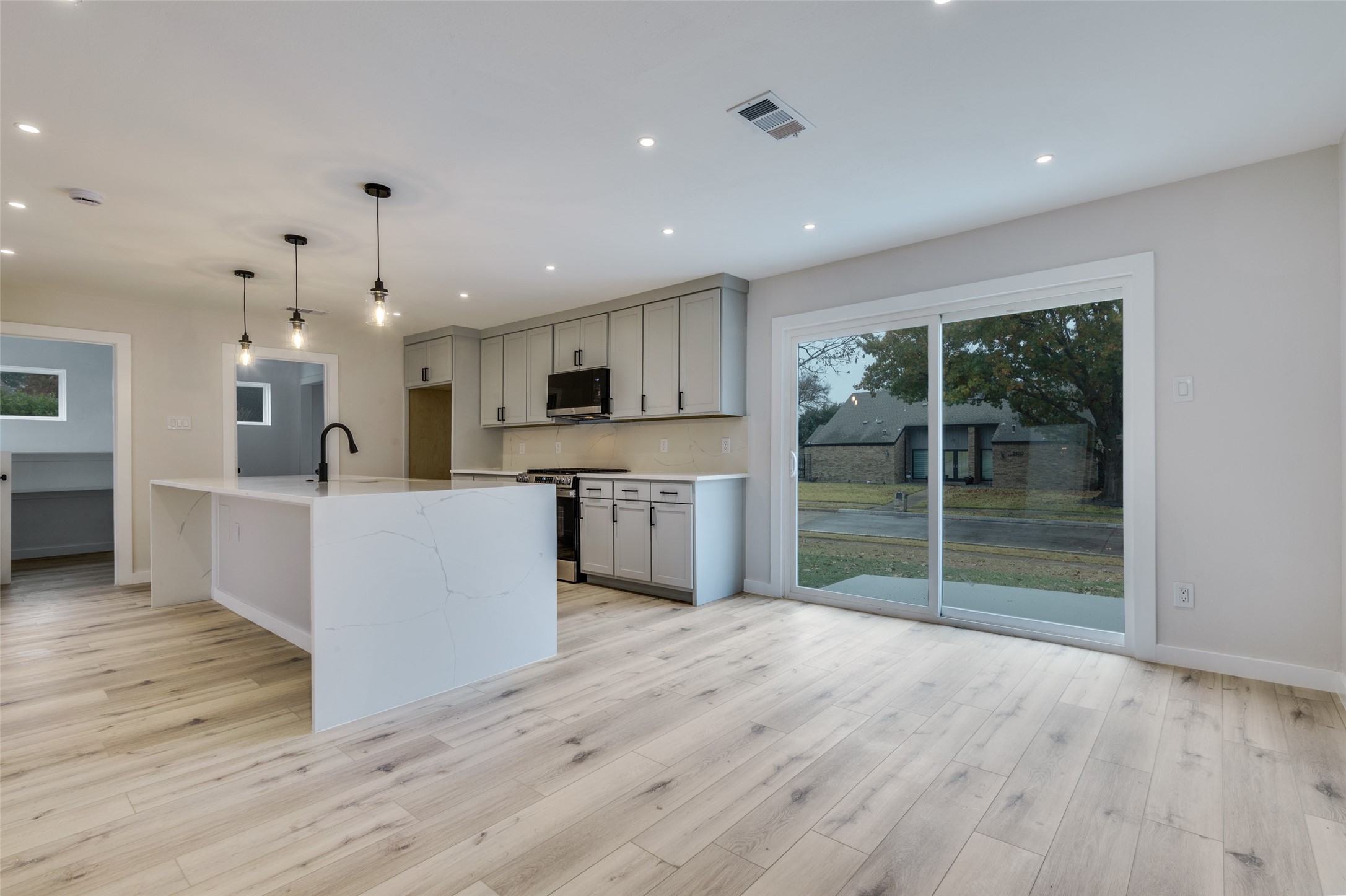 1401 Ginger Court