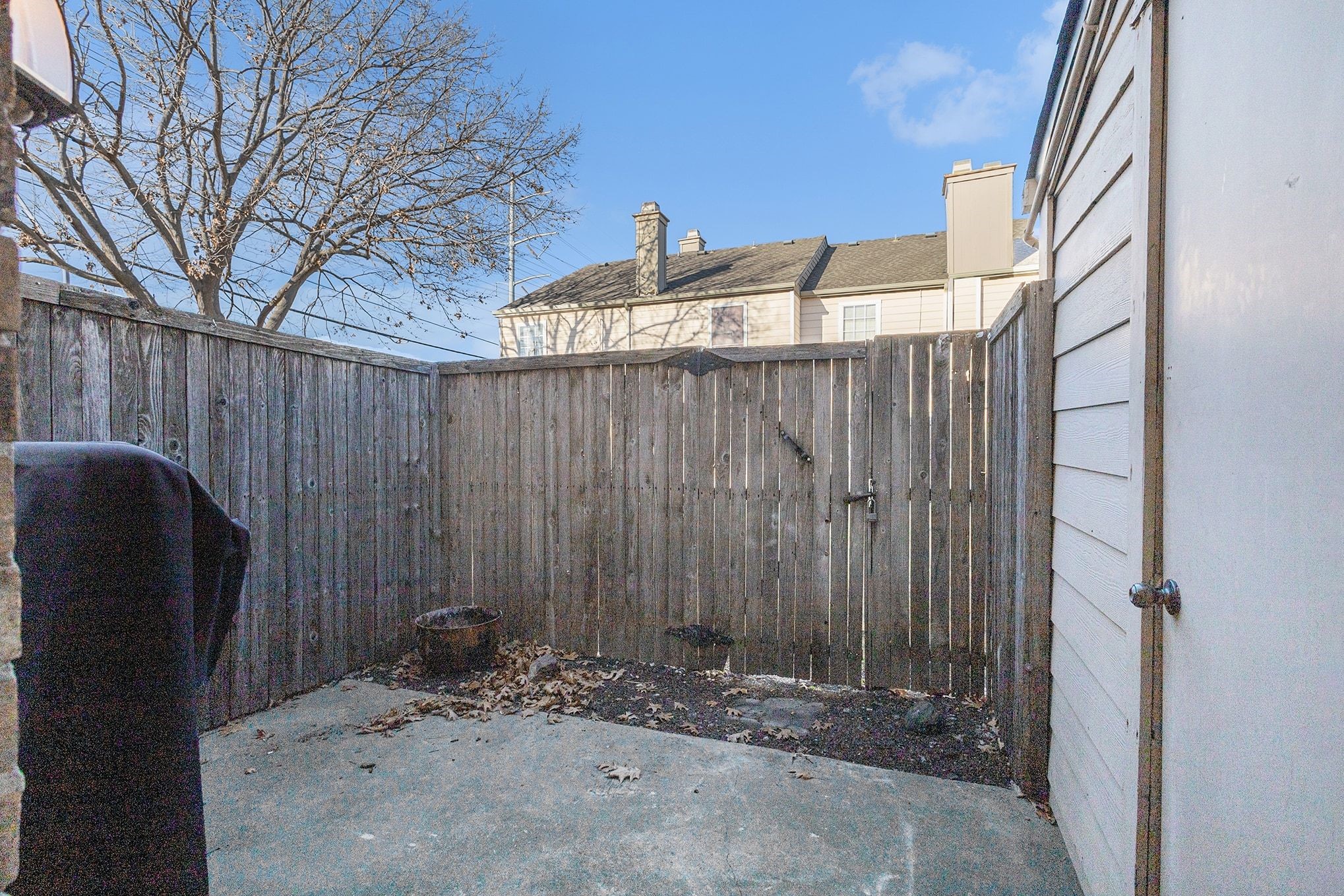 617 Carriagehouse Lane 3E