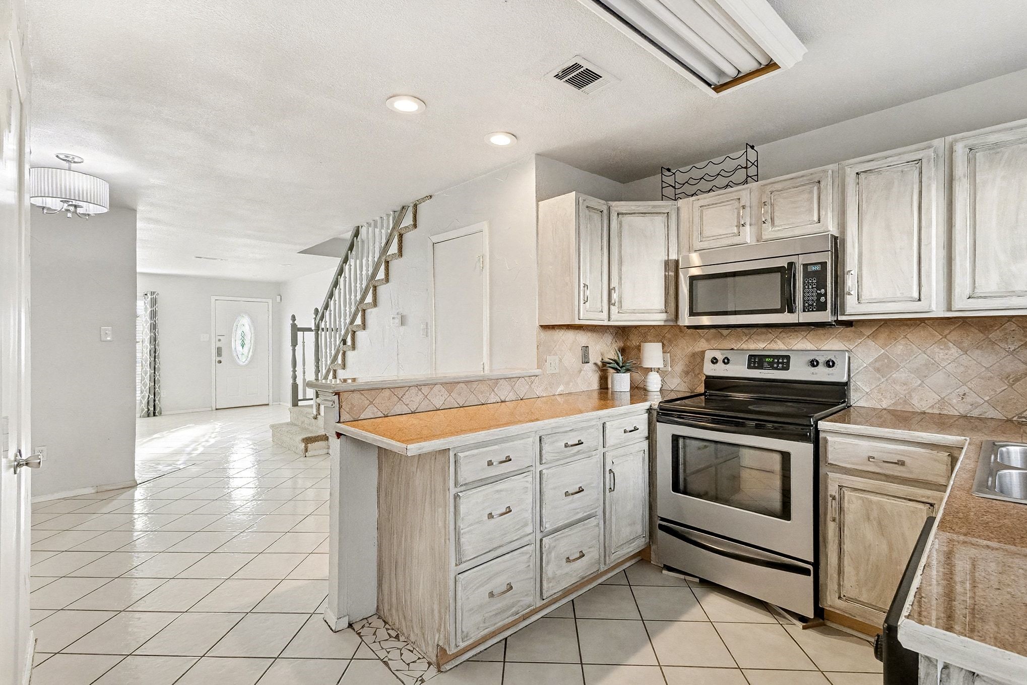 617 Carriagehouse Lane 3E