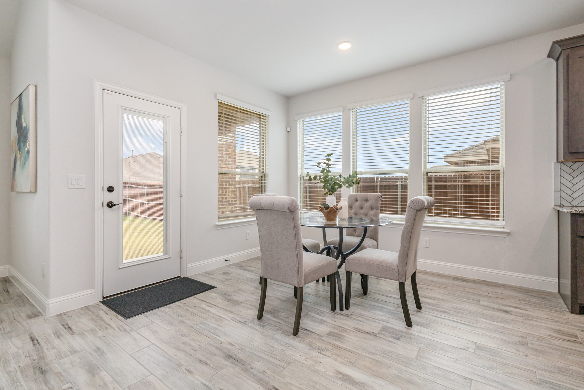 4130 Lagoon Place