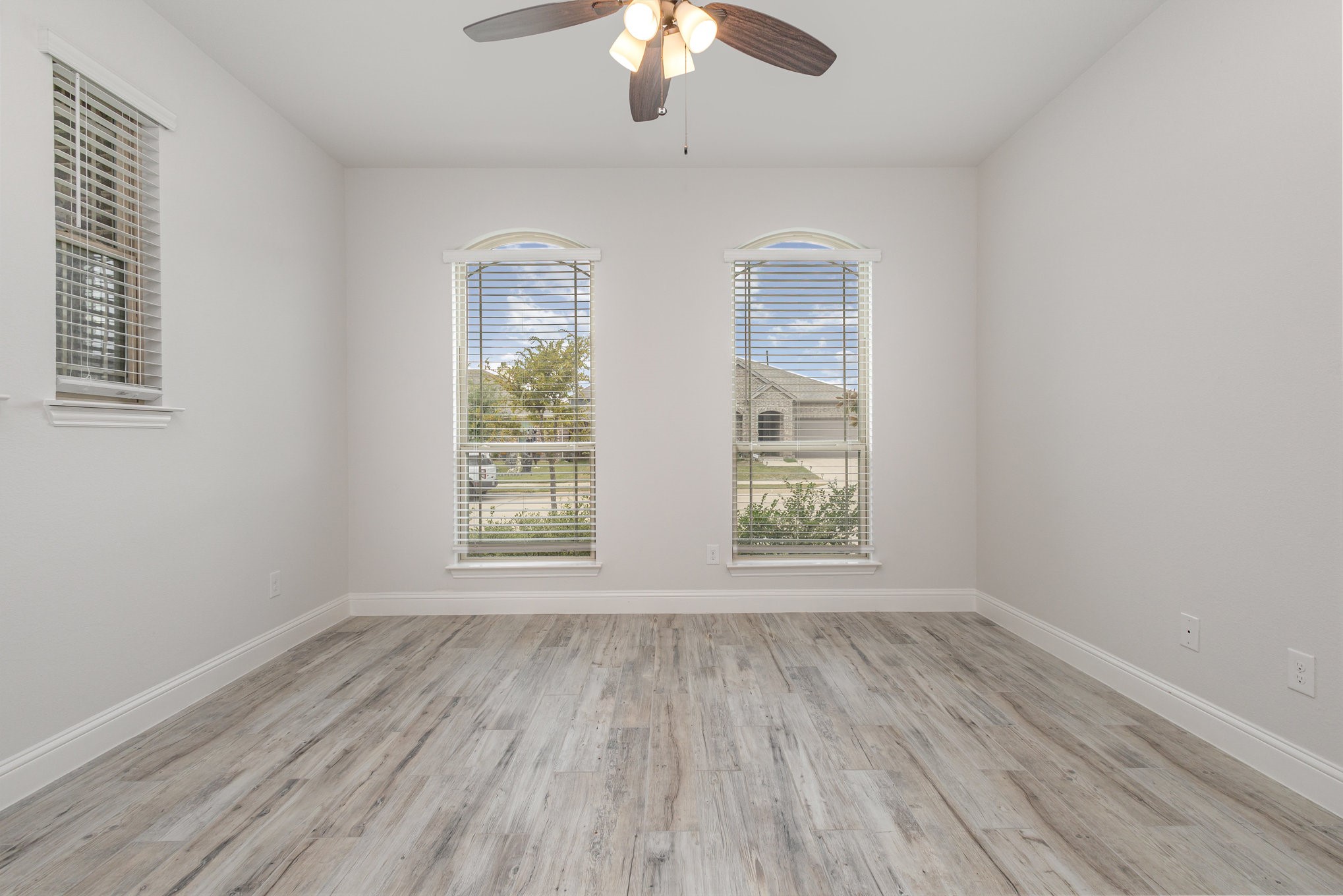 4130 Lagoon Place