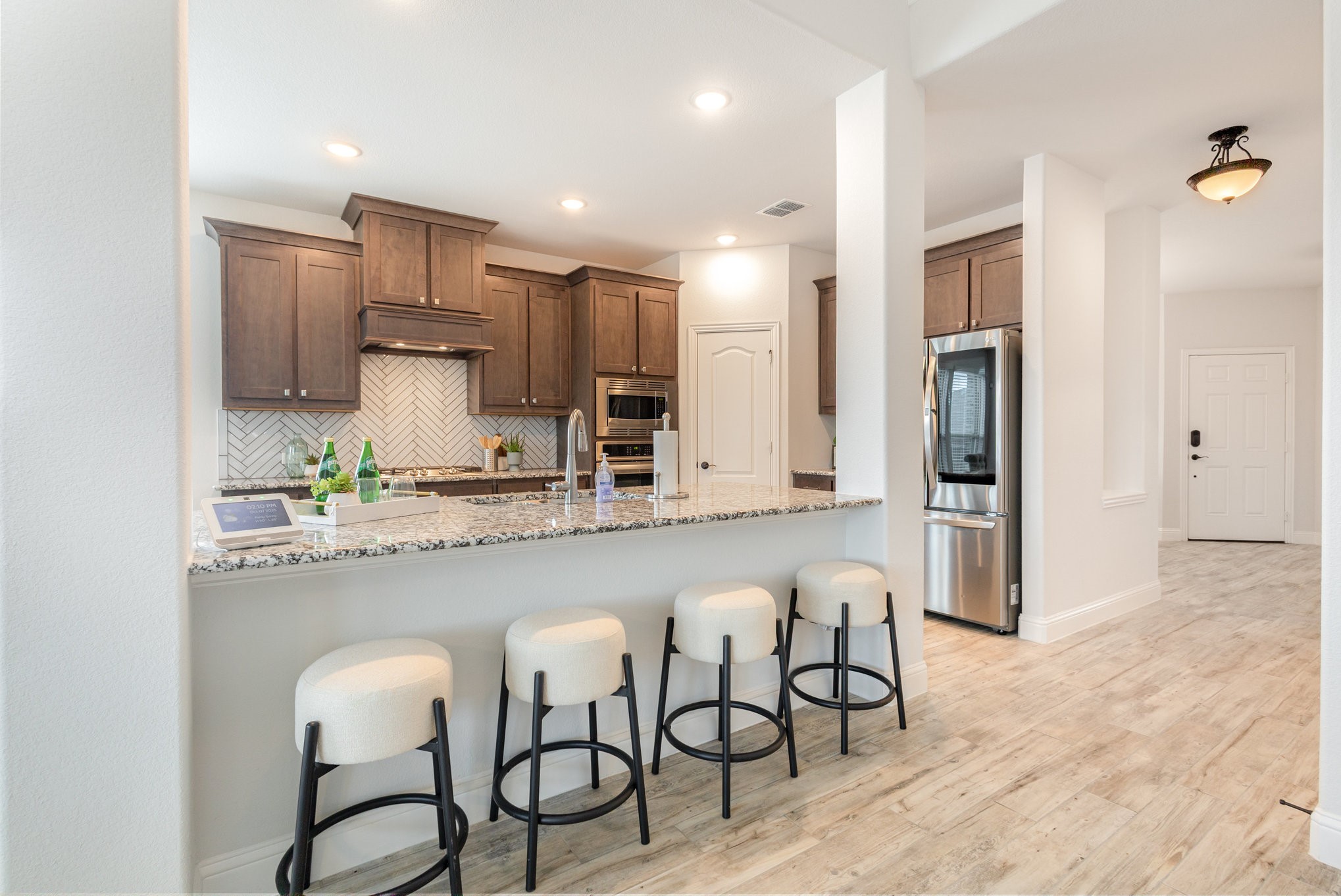 4130 Lagoon Place