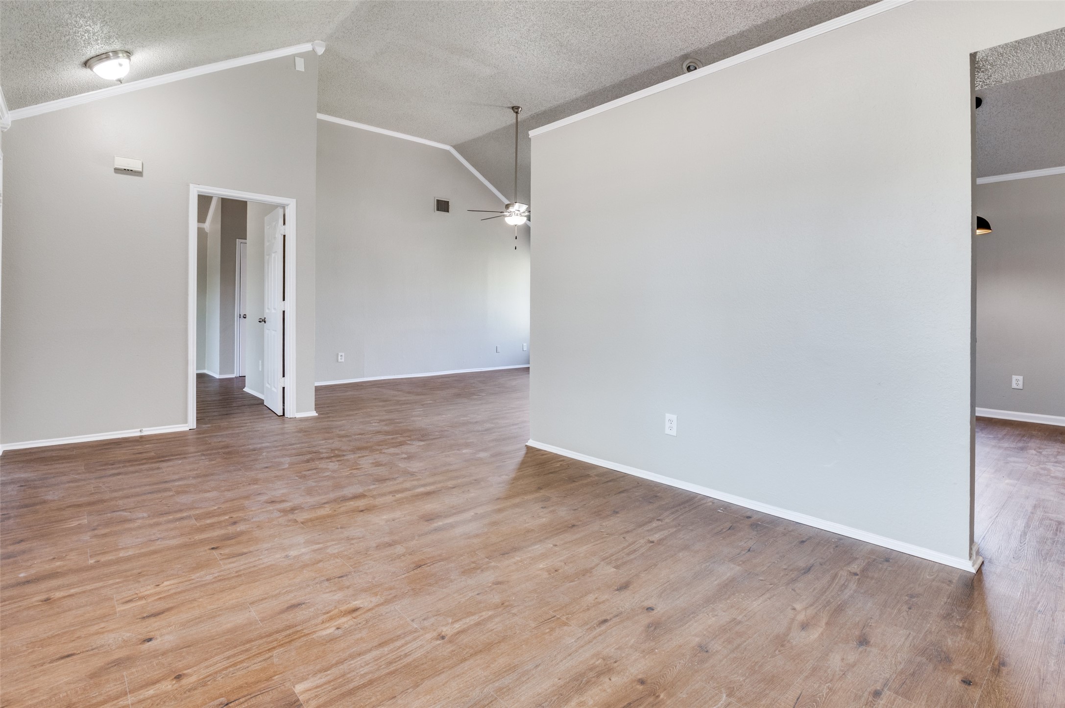 1113 Harvest Hill Lane