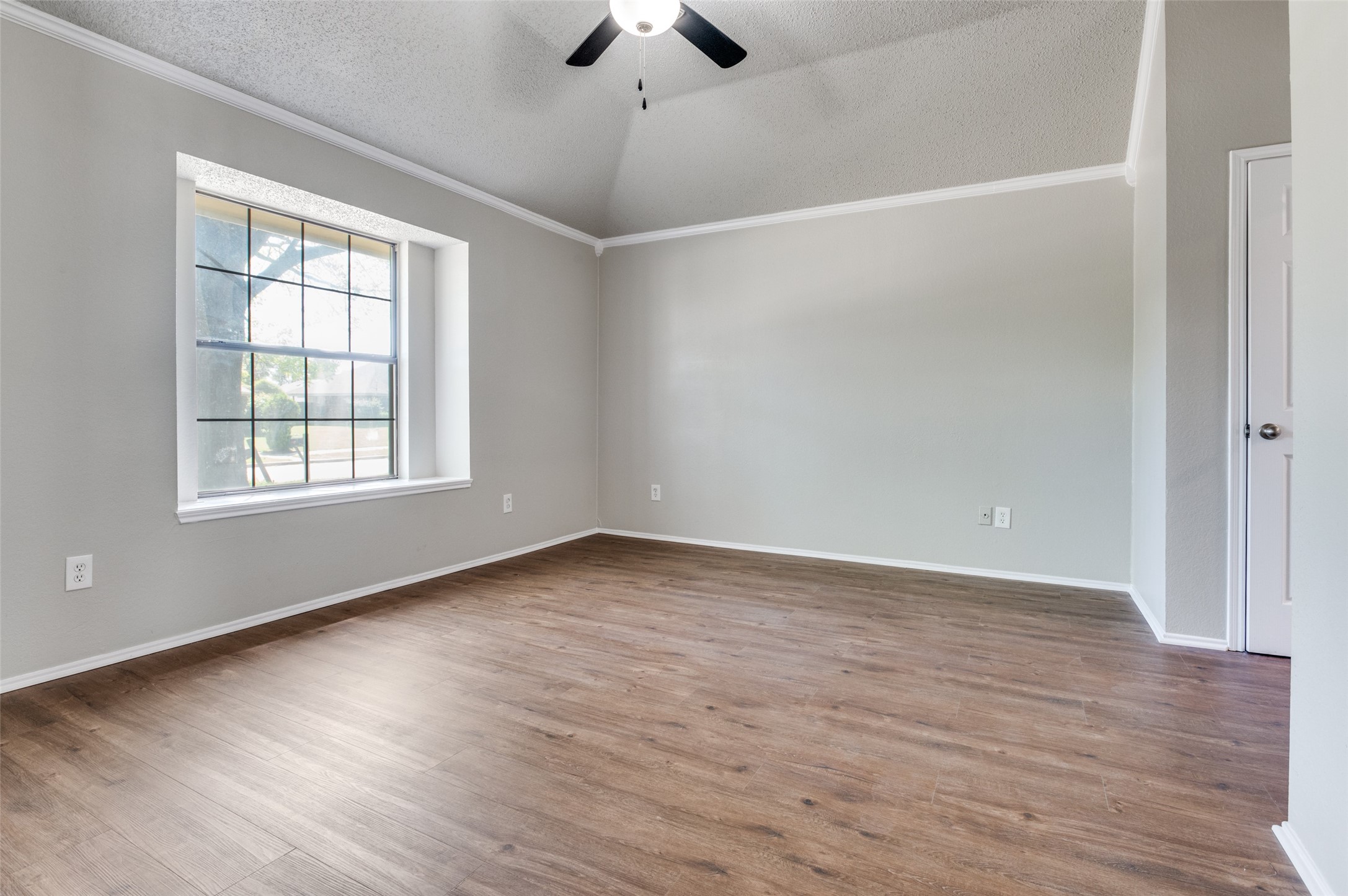 1113 Harvest Hill Lane