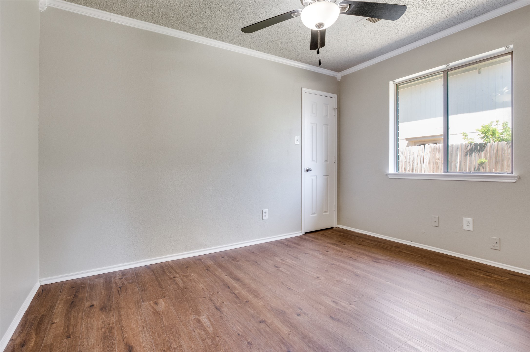 1113 Harvest Hill Lane