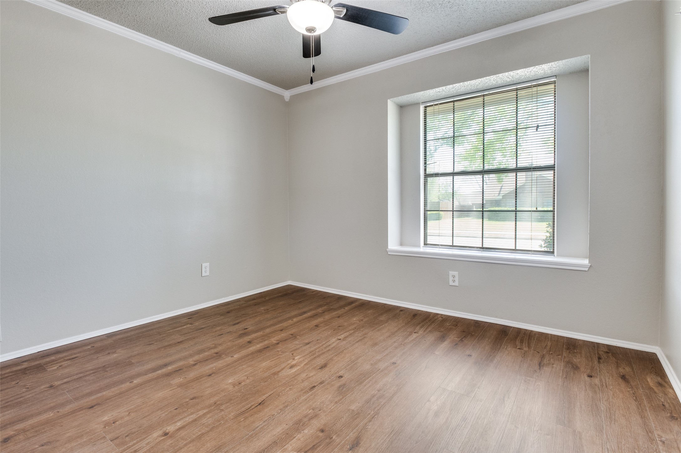 1113 Harvest Hill Lane