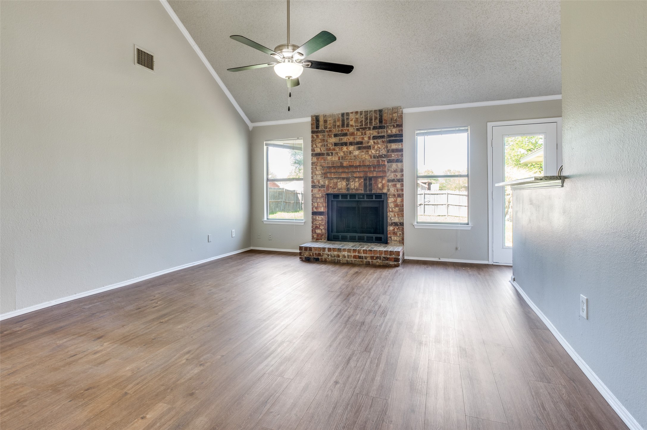 1113 Harvest Hill Lane