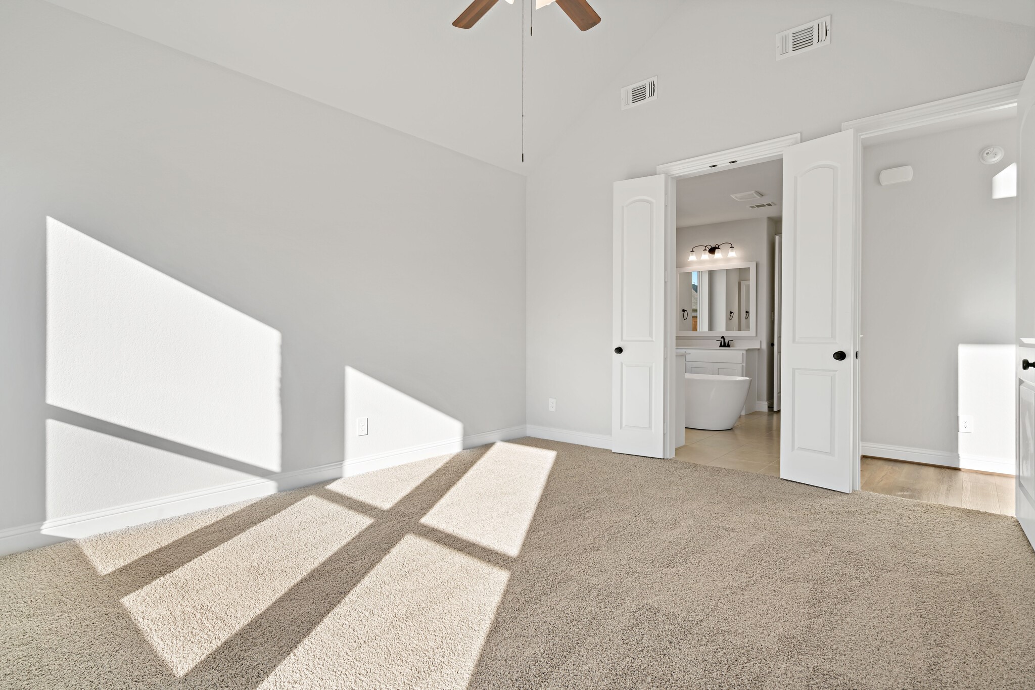 124 Spanish Bluebell Drive