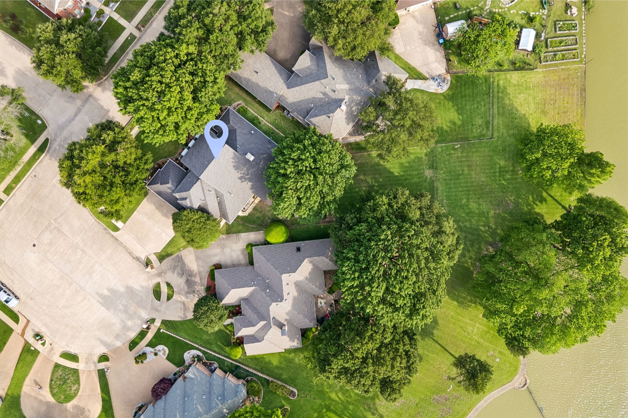 3422 Mallard Park