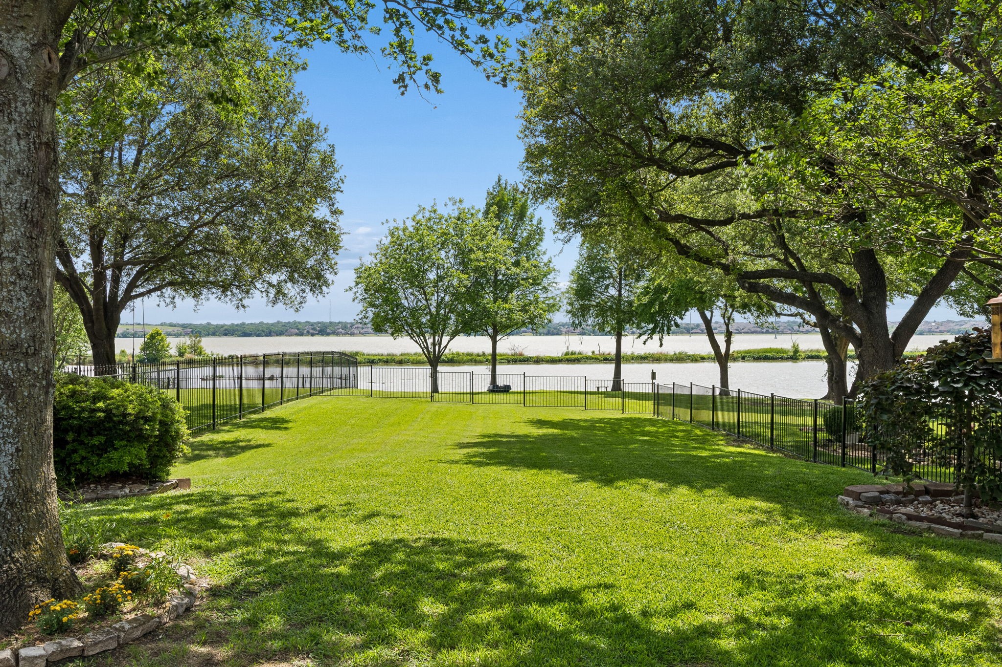 3422 Mallard Park