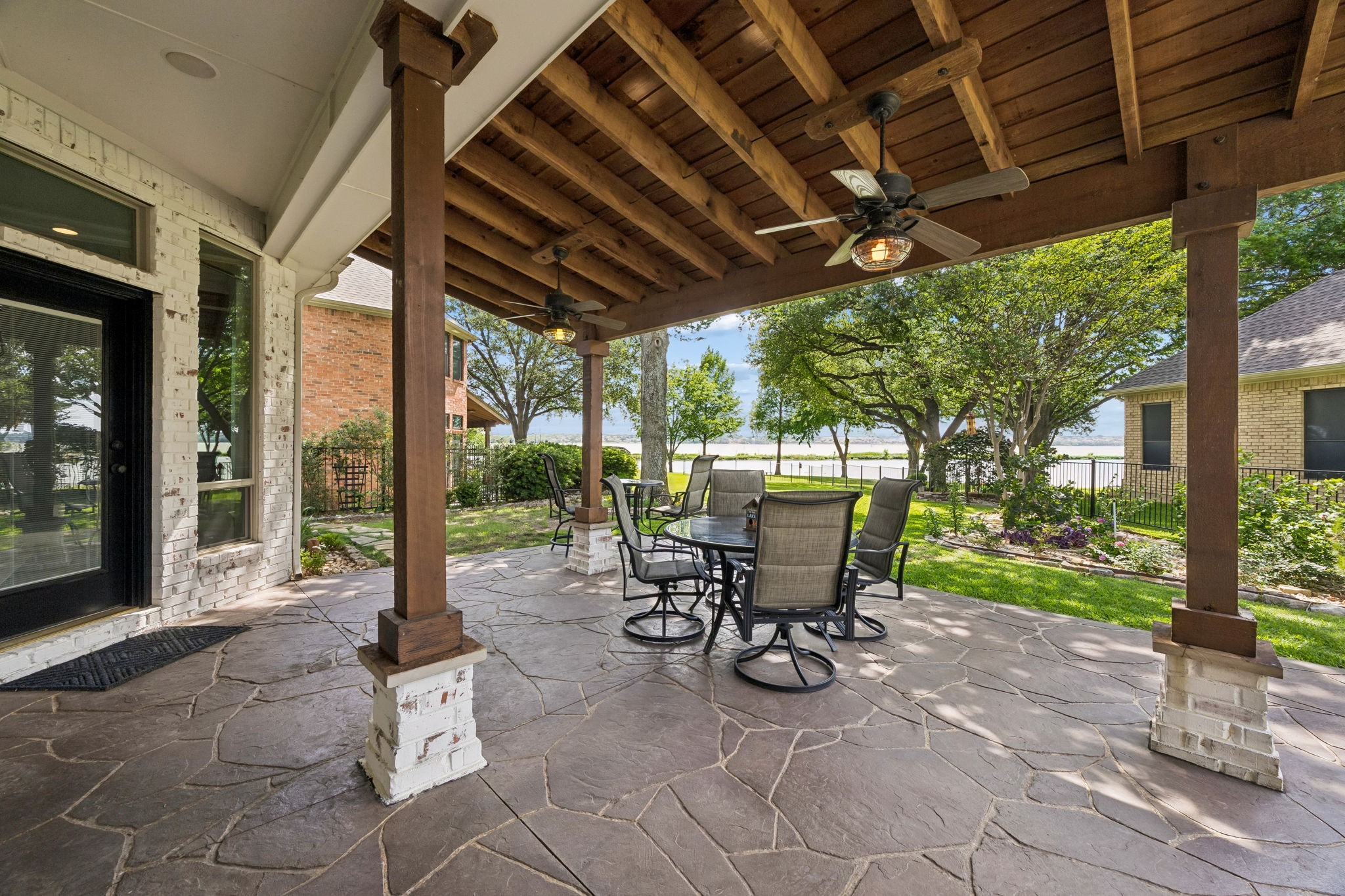 3422 Mallard Park