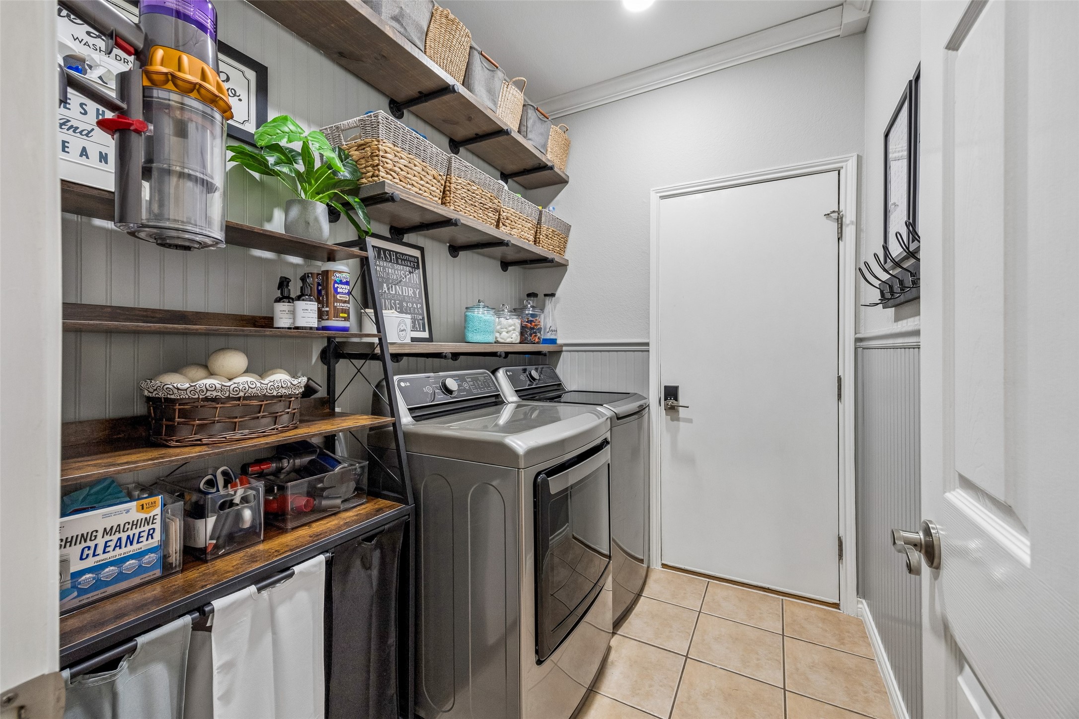 10418 Greenbriar Lane