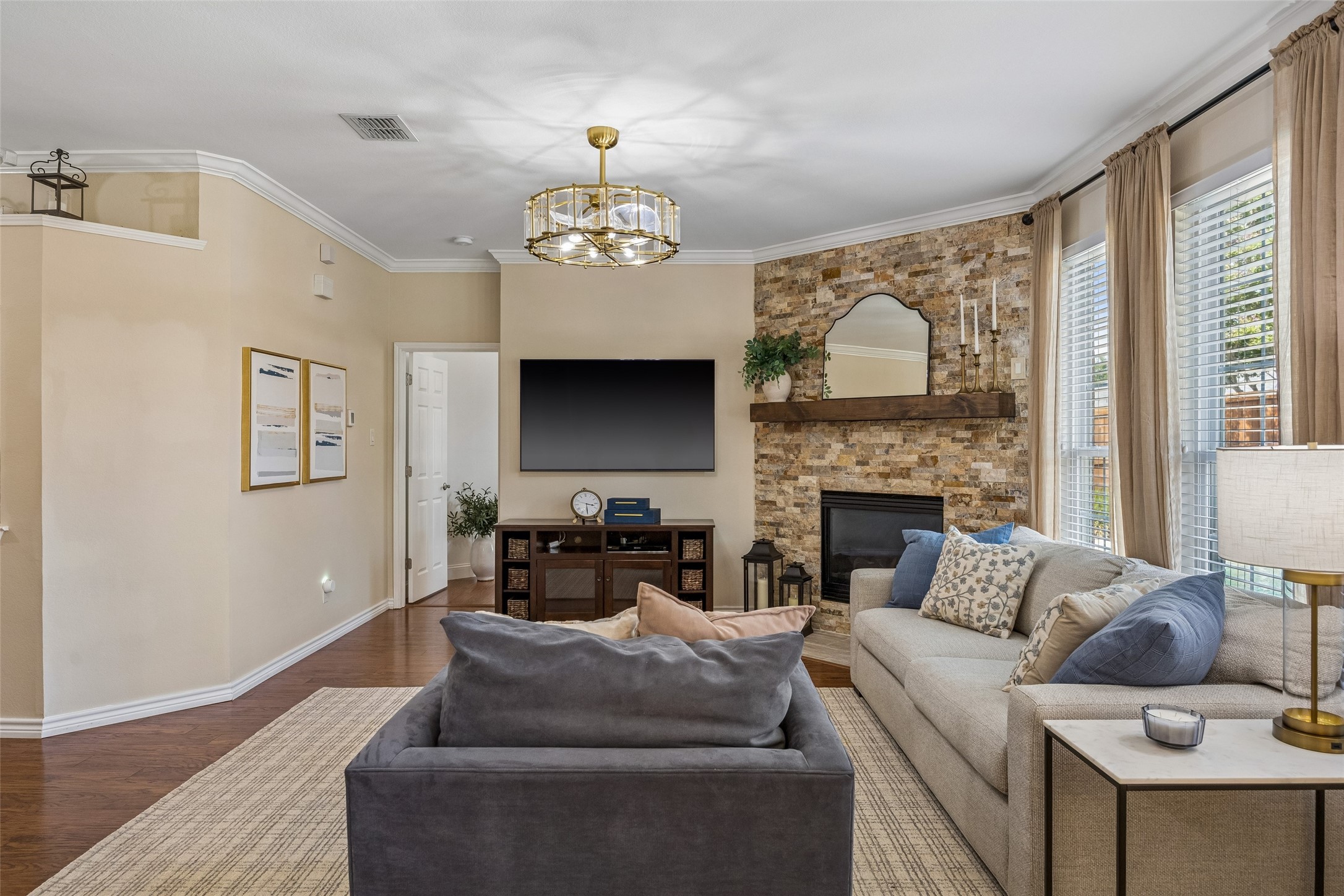 10418 Greenbriar Lane