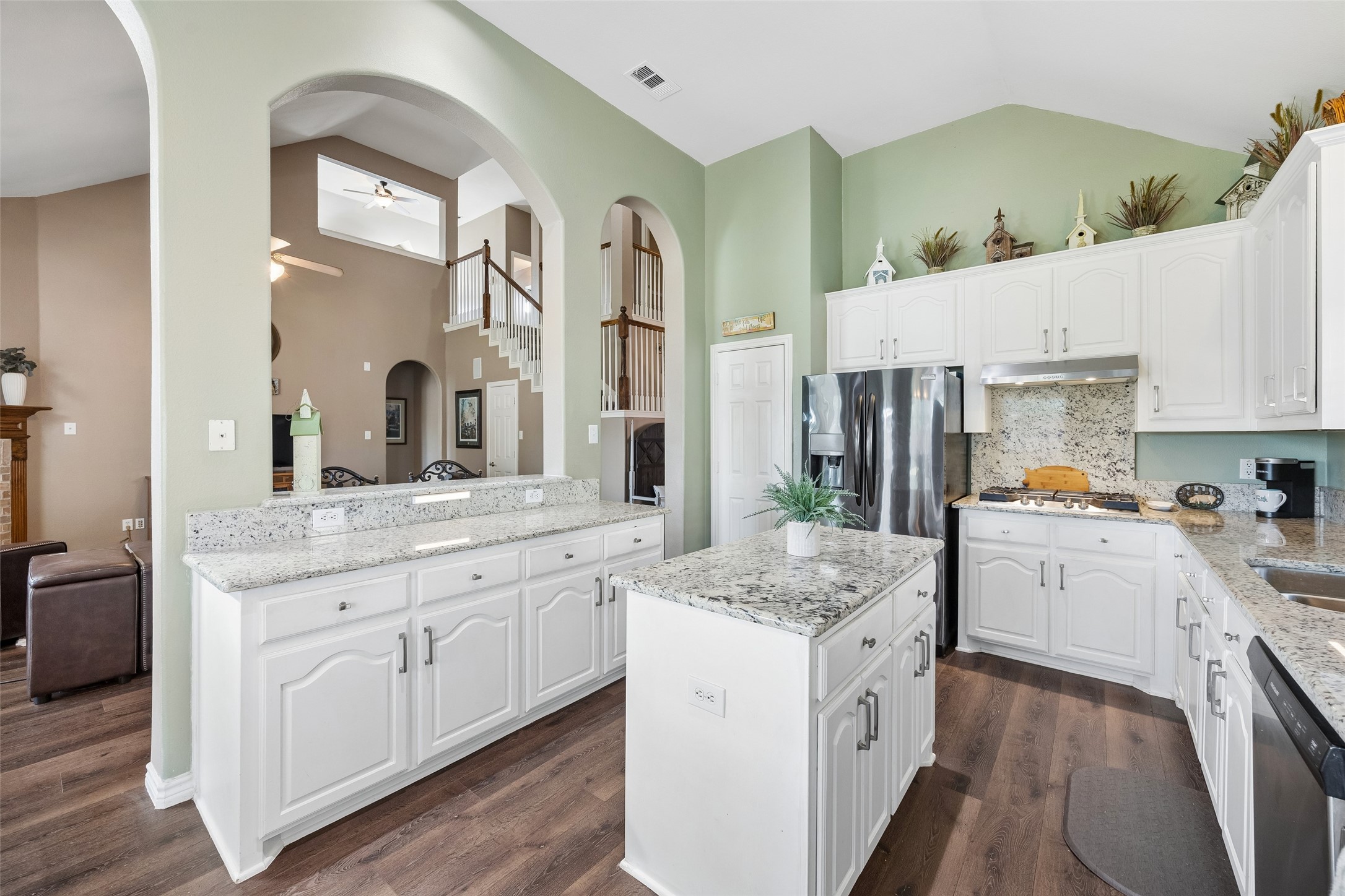 10218 Saint Georges Drive