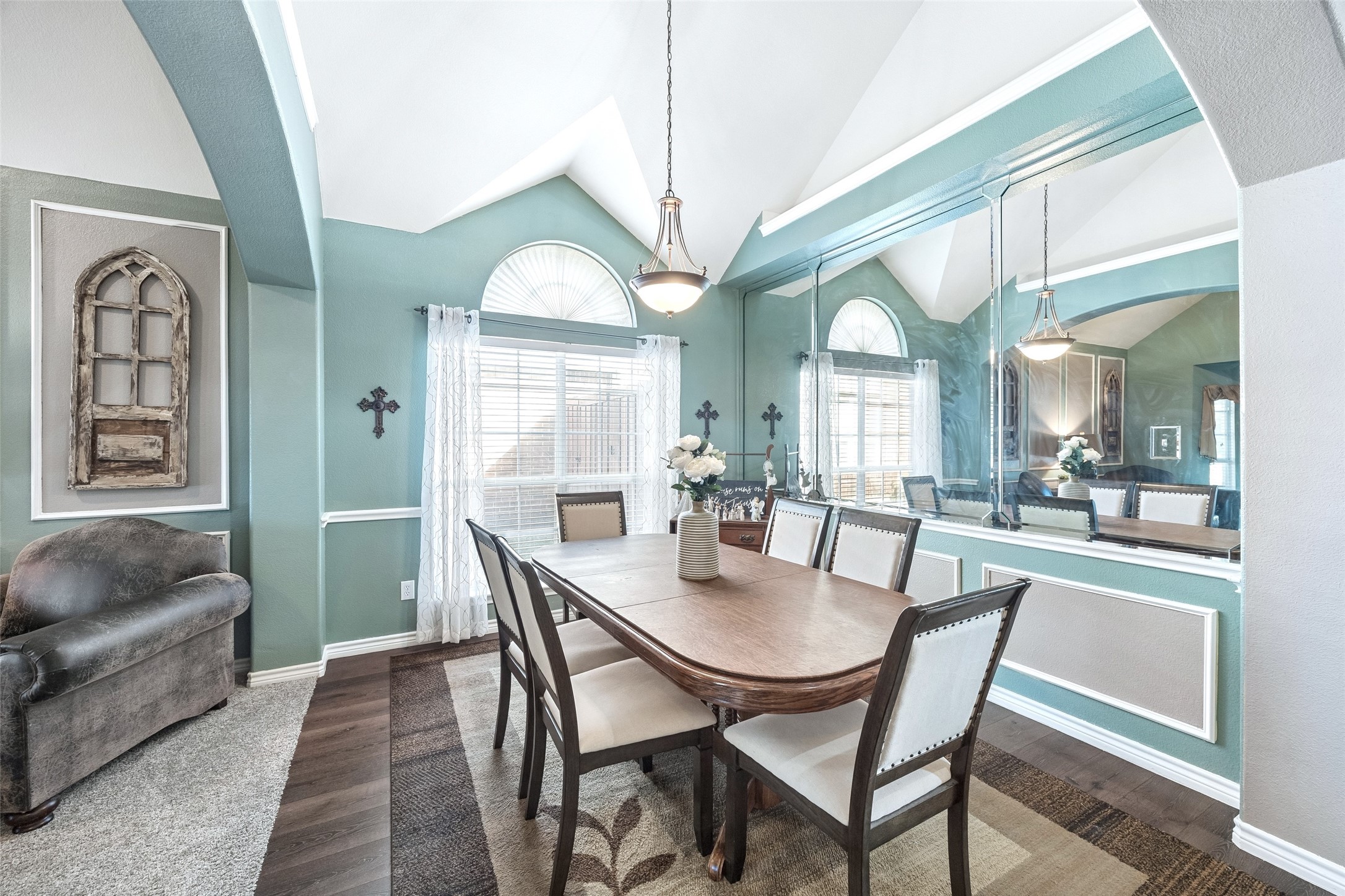 10218 Saint Georges Drive
