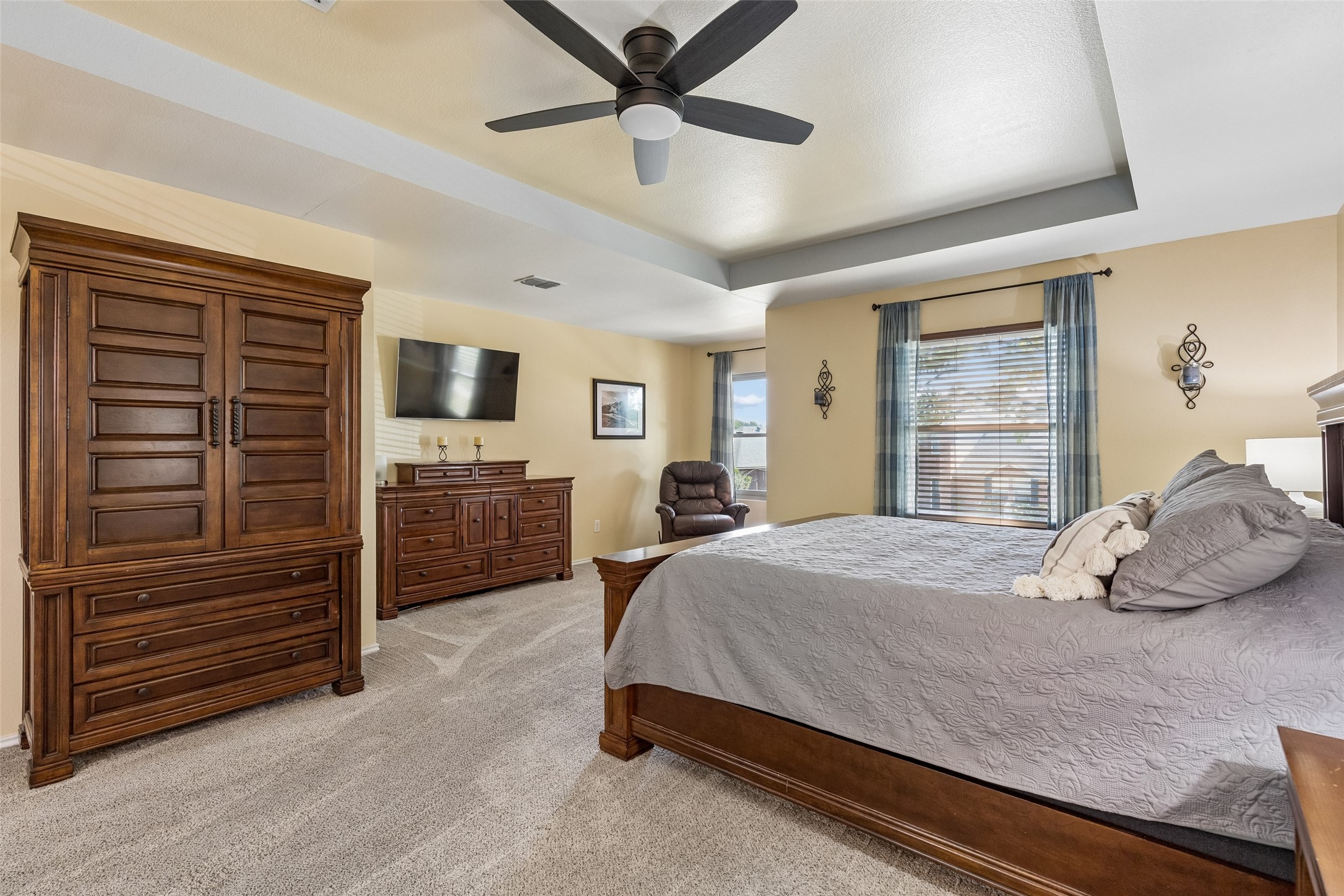 2903 Meadow Bluff Drive
