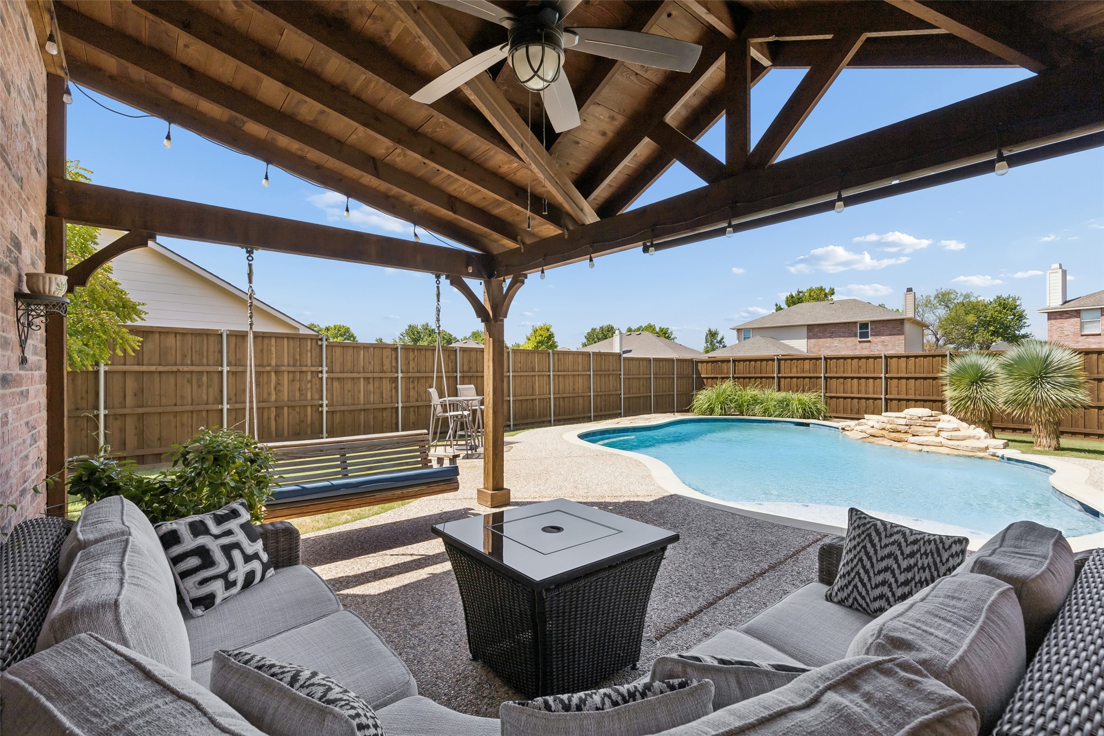 2903 Meadow Bluff Drive