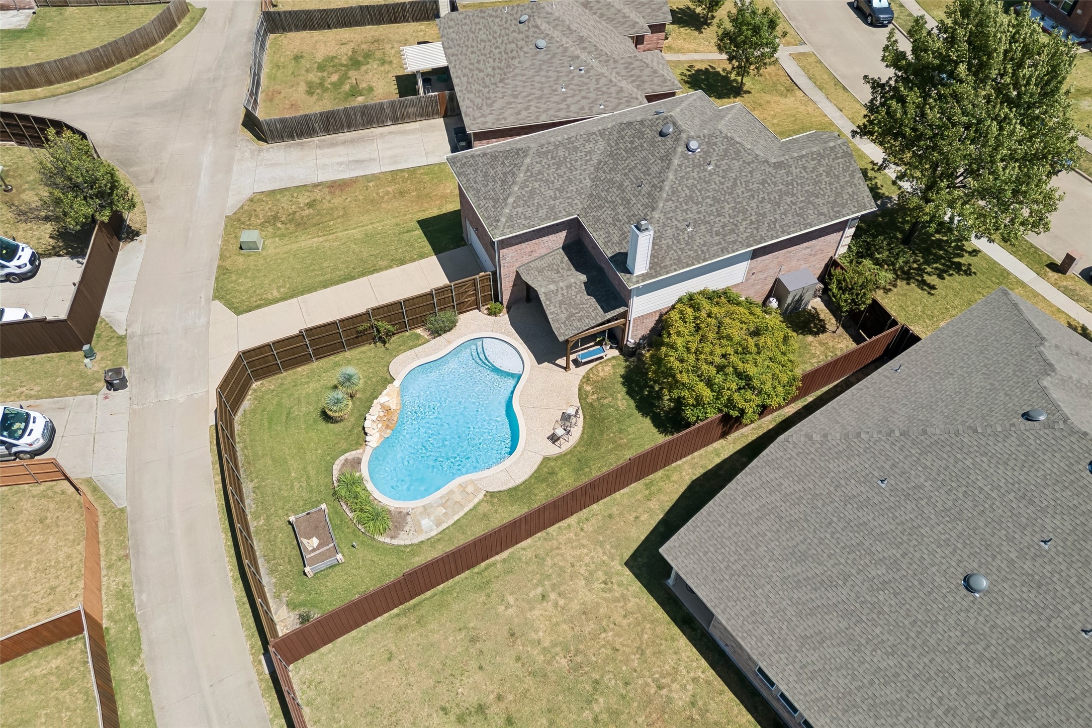 2903 Meadow Bluff Drive