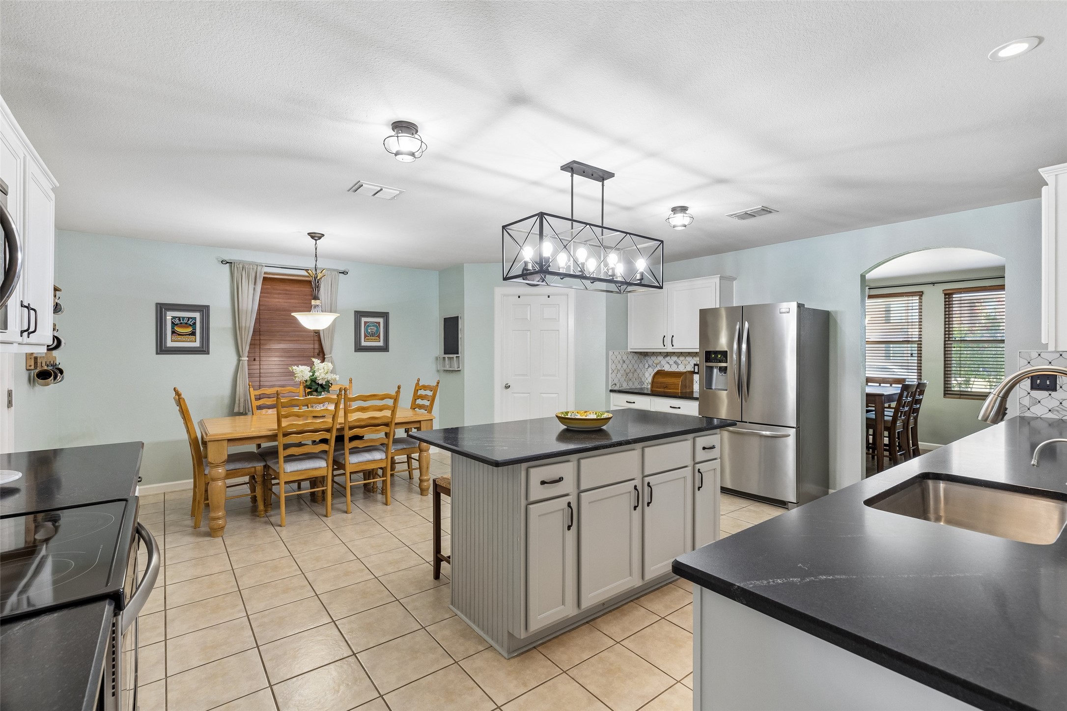 2903 Meadow Bluff Drive