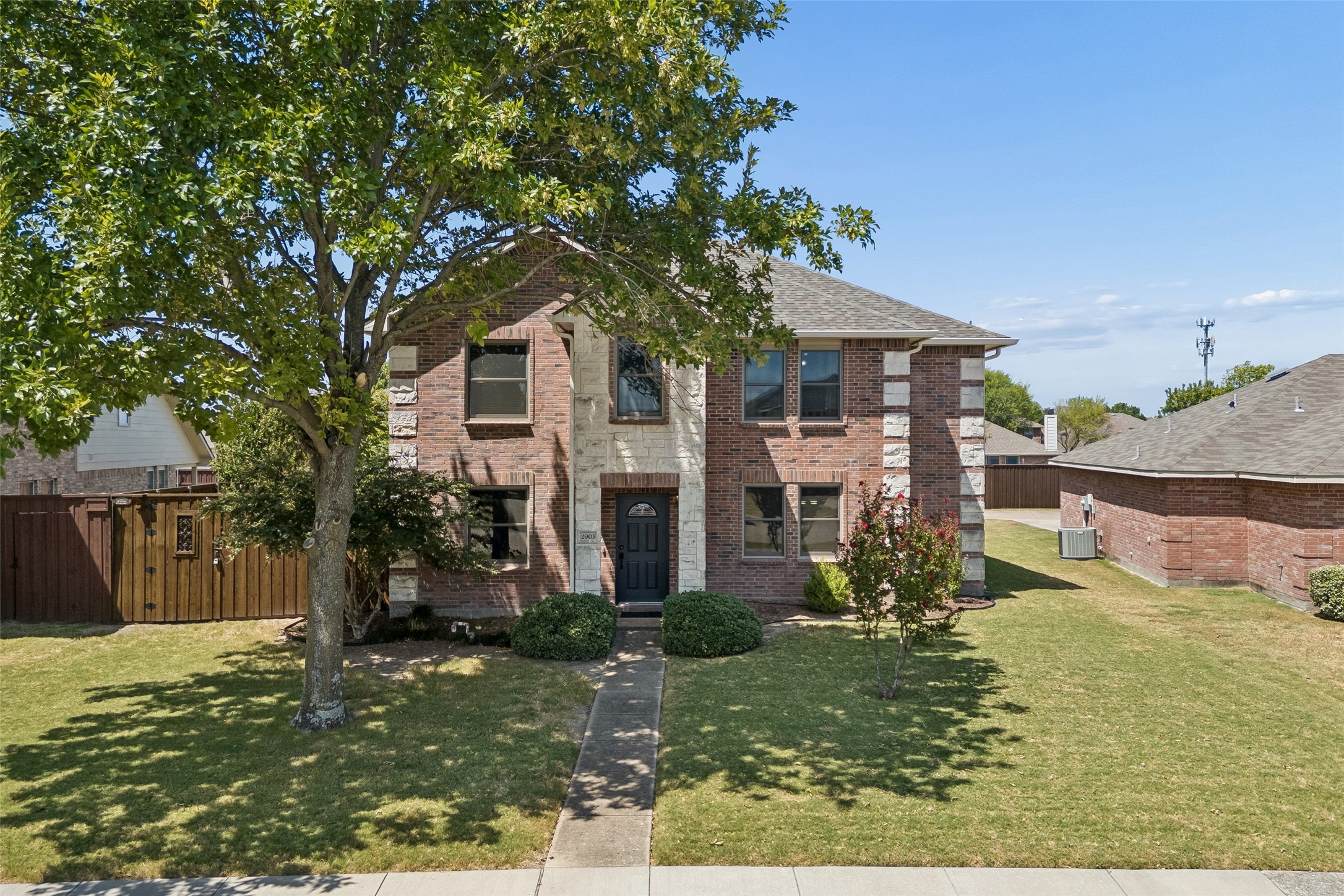 2903 Meadow Bluff Drive