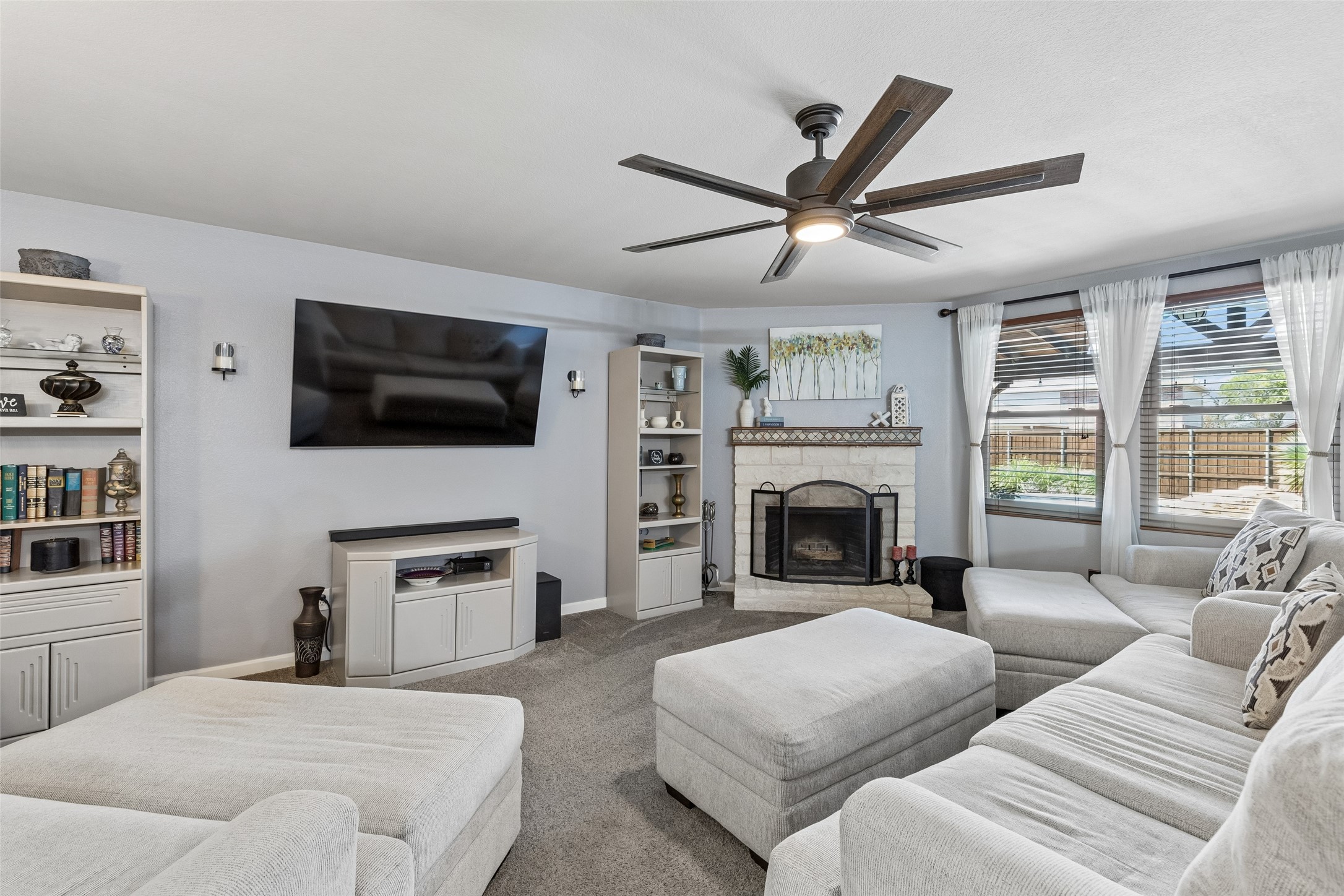 2903 Meadow Bluff Drive