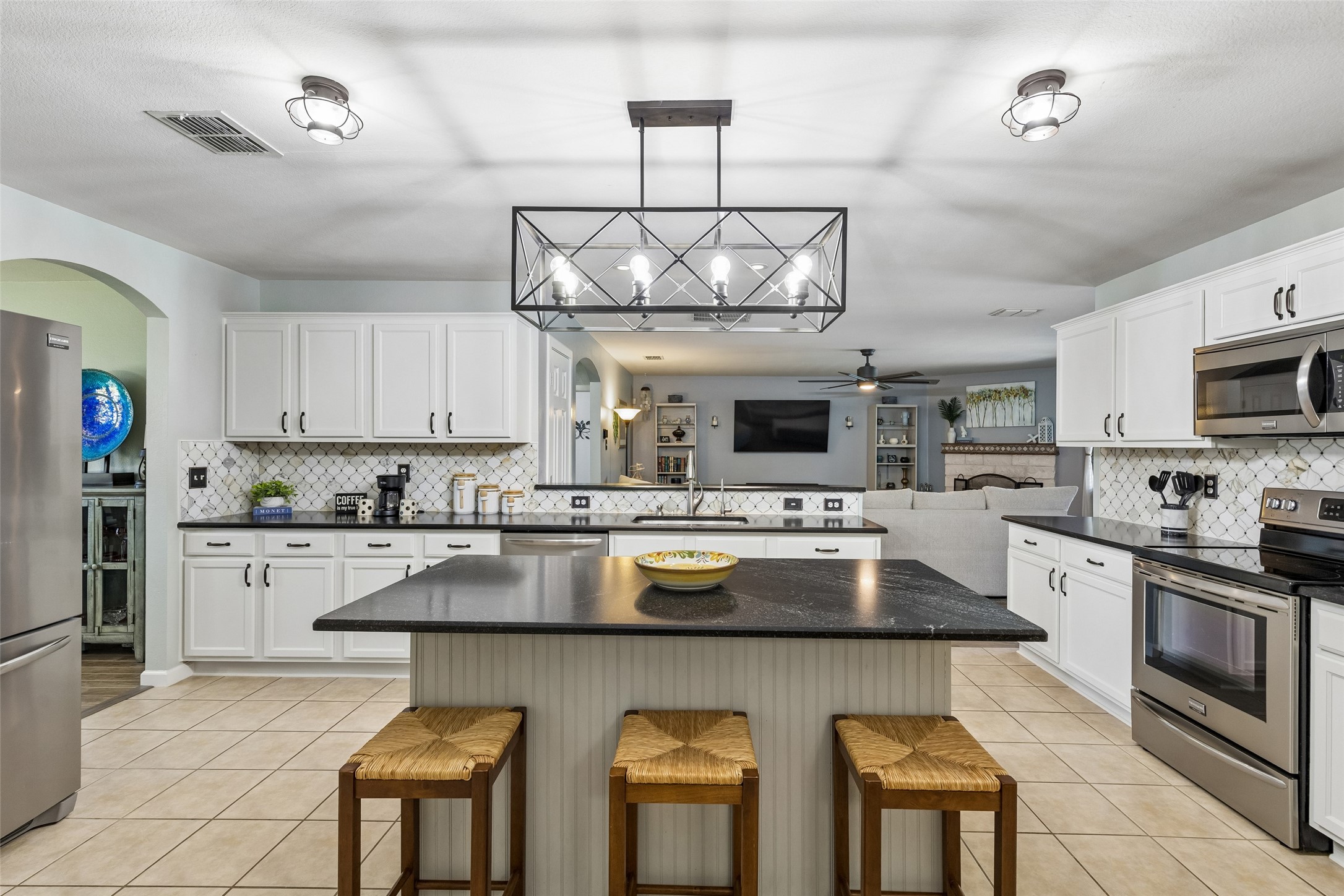 2903 Meadow Bluff Drive