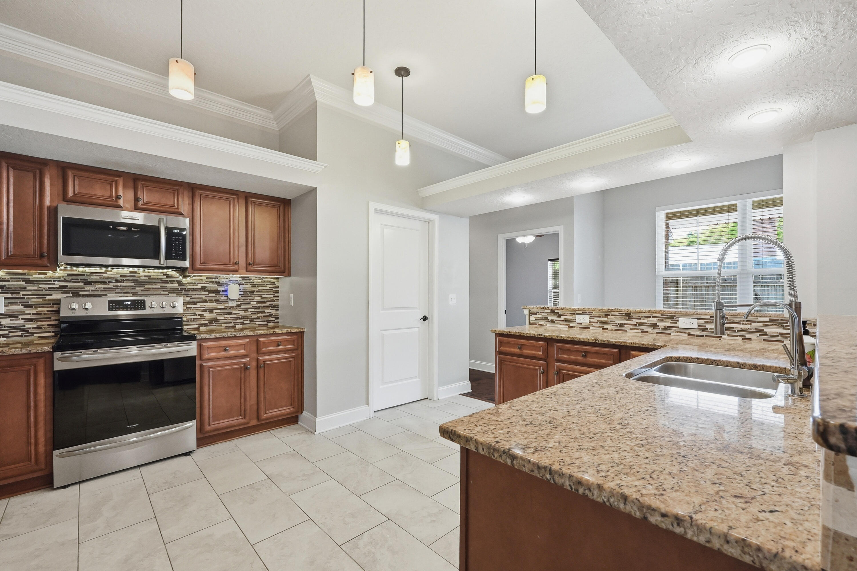 1223 Twin Bay Drive