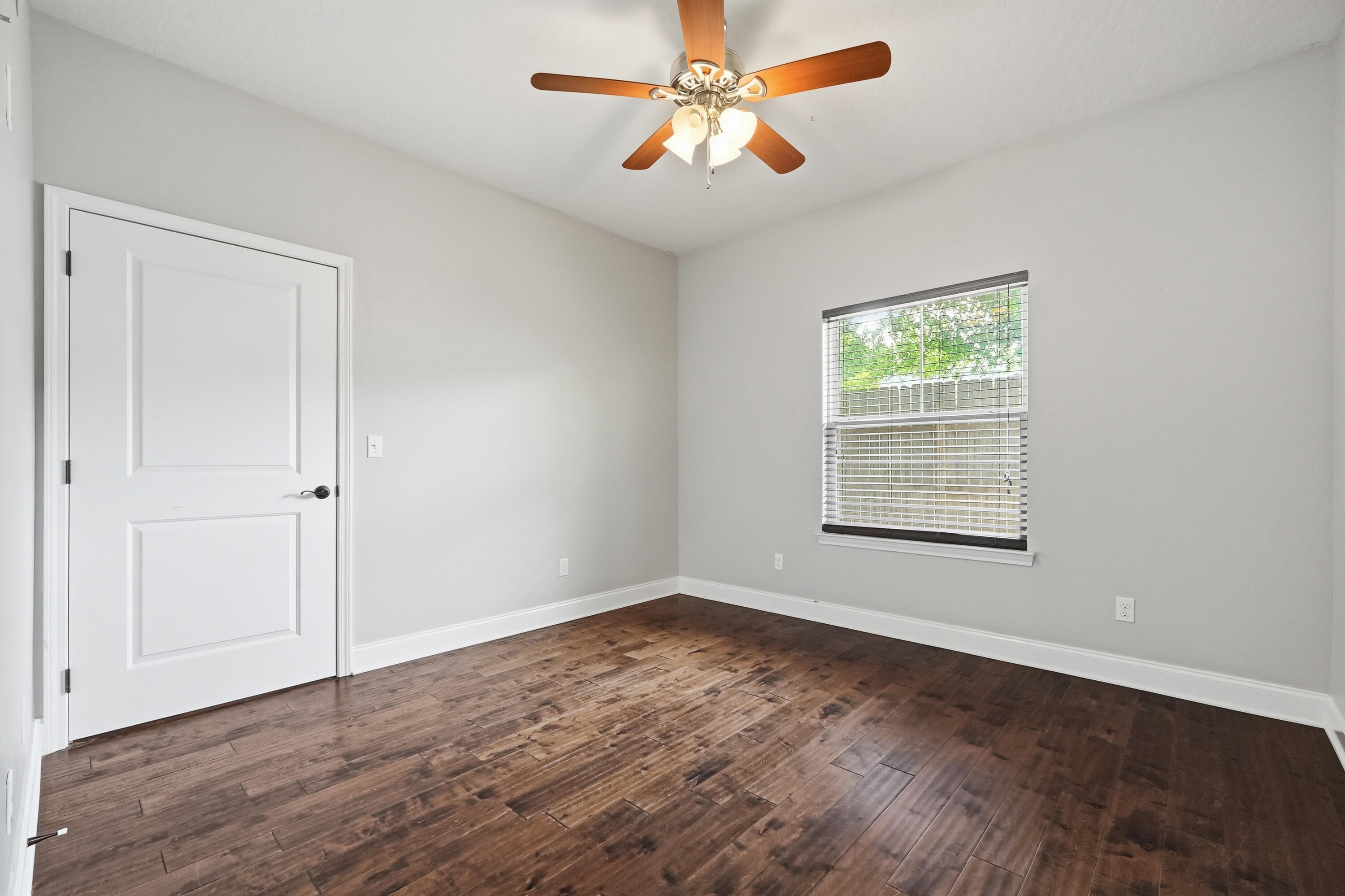 1223 Twin Bay Drive