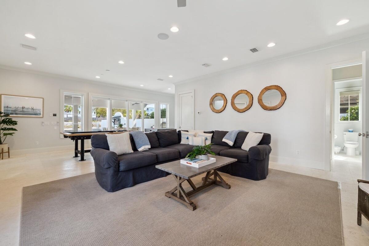 138 Chivas Lane
