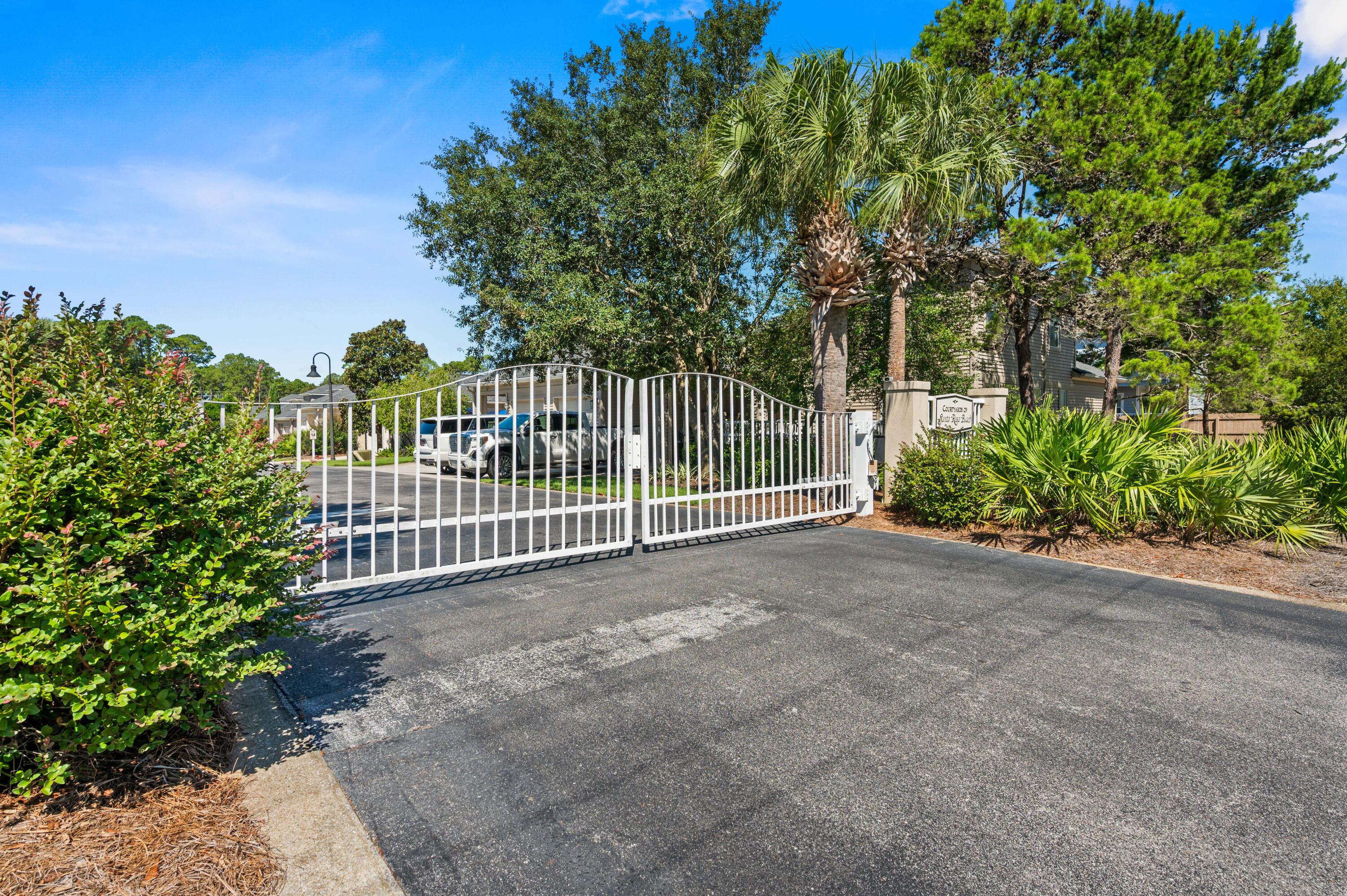 163 Courtyard Circle