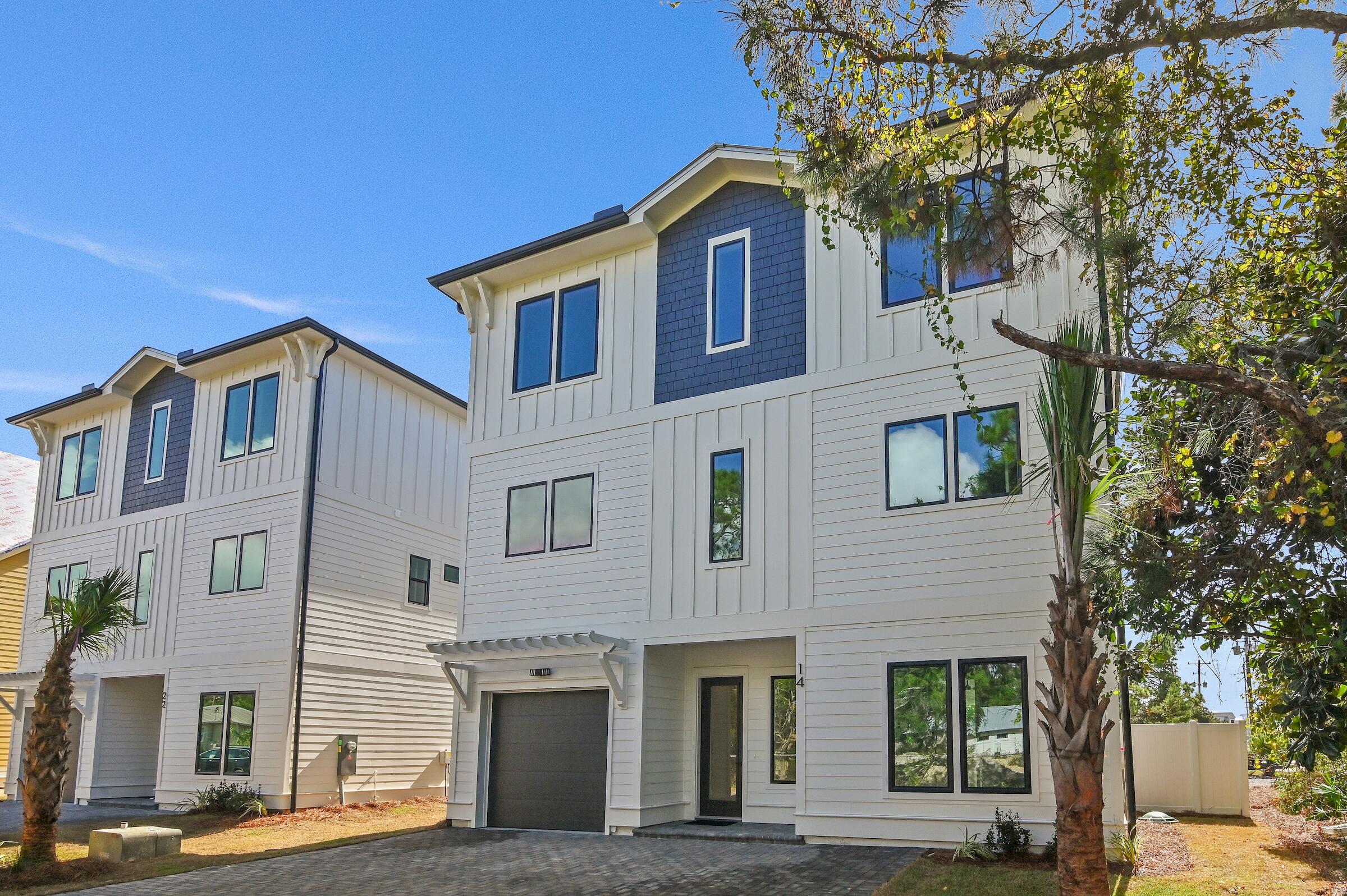 14 Henderson Place