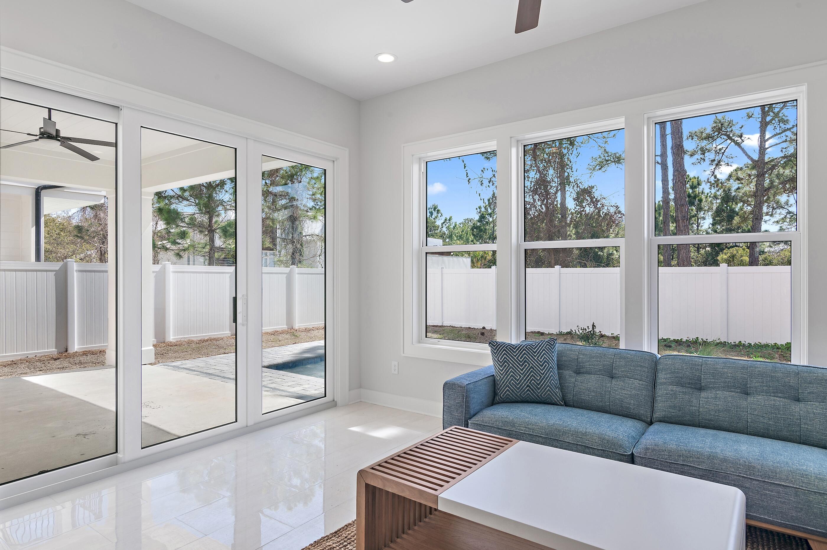 14 Henderson Place
