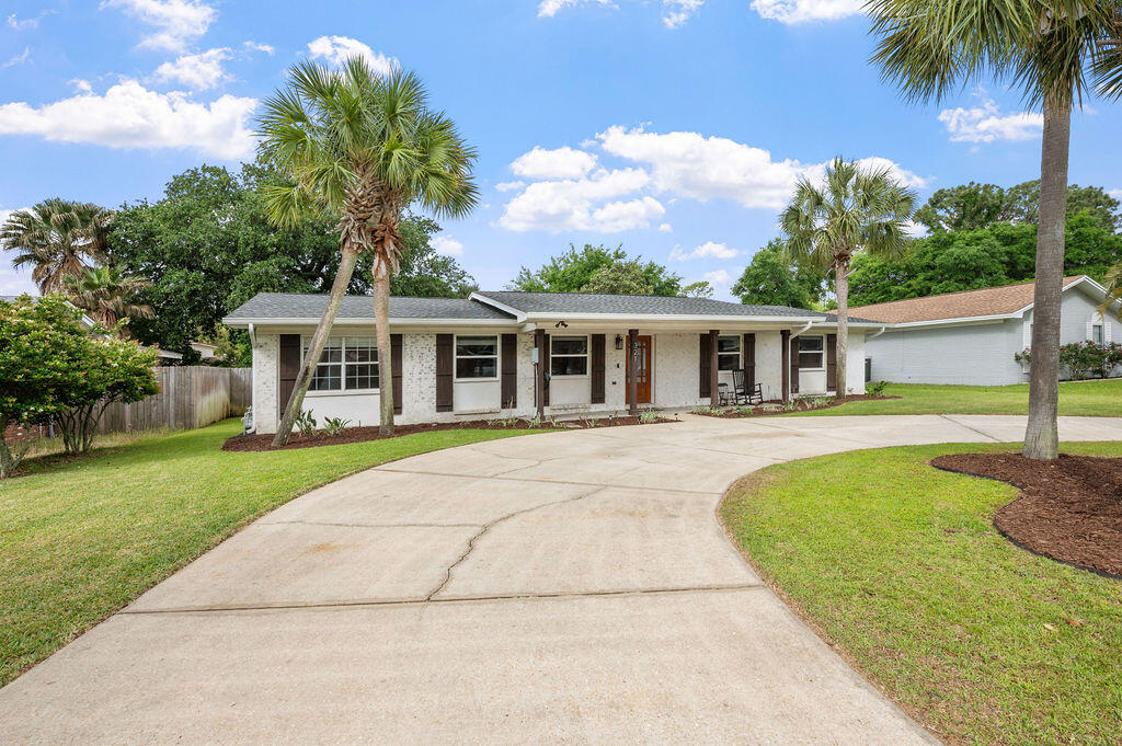 321 ST ANDREWS Drive