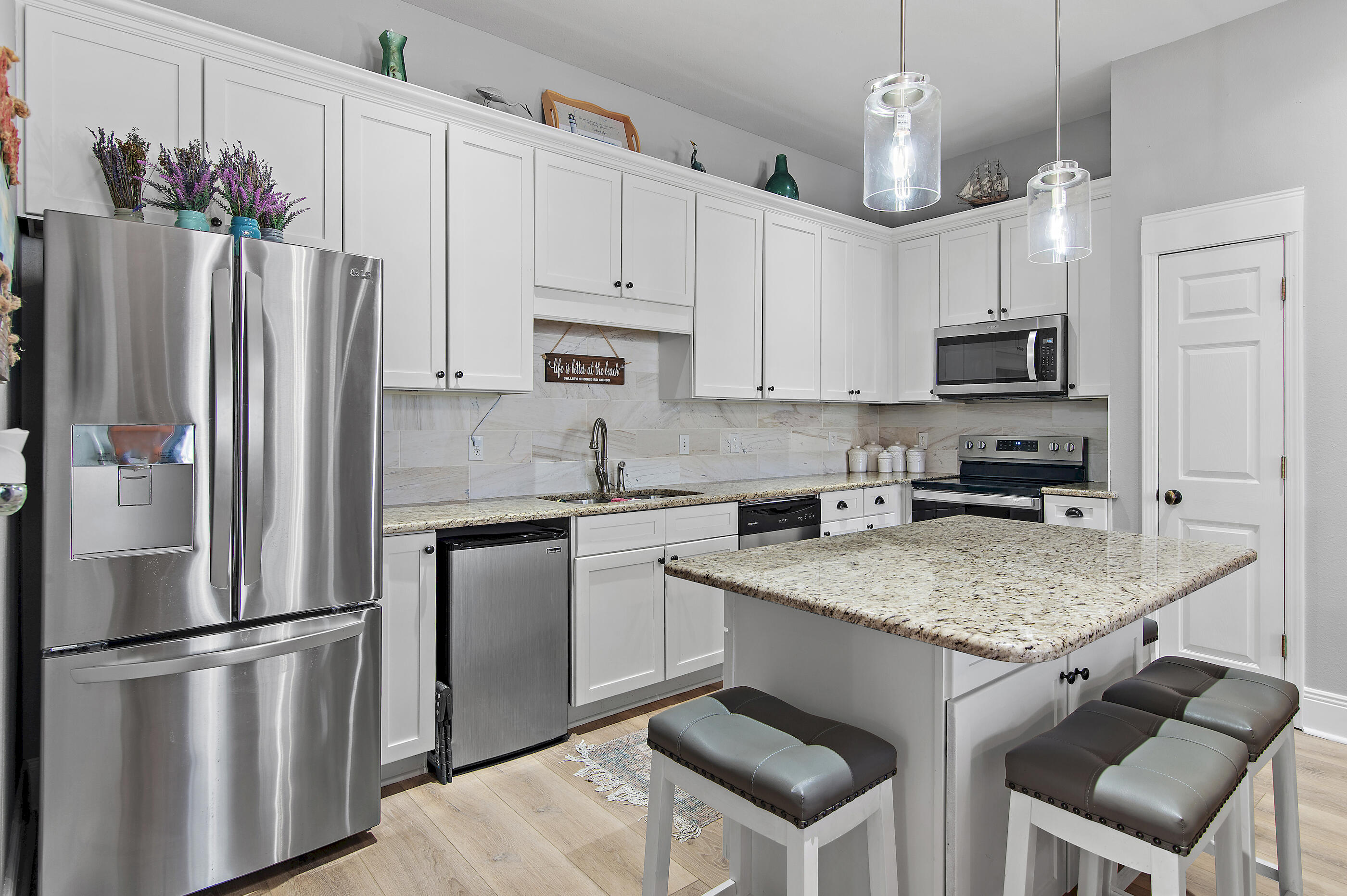 122 SHORE BIRD Drive 814