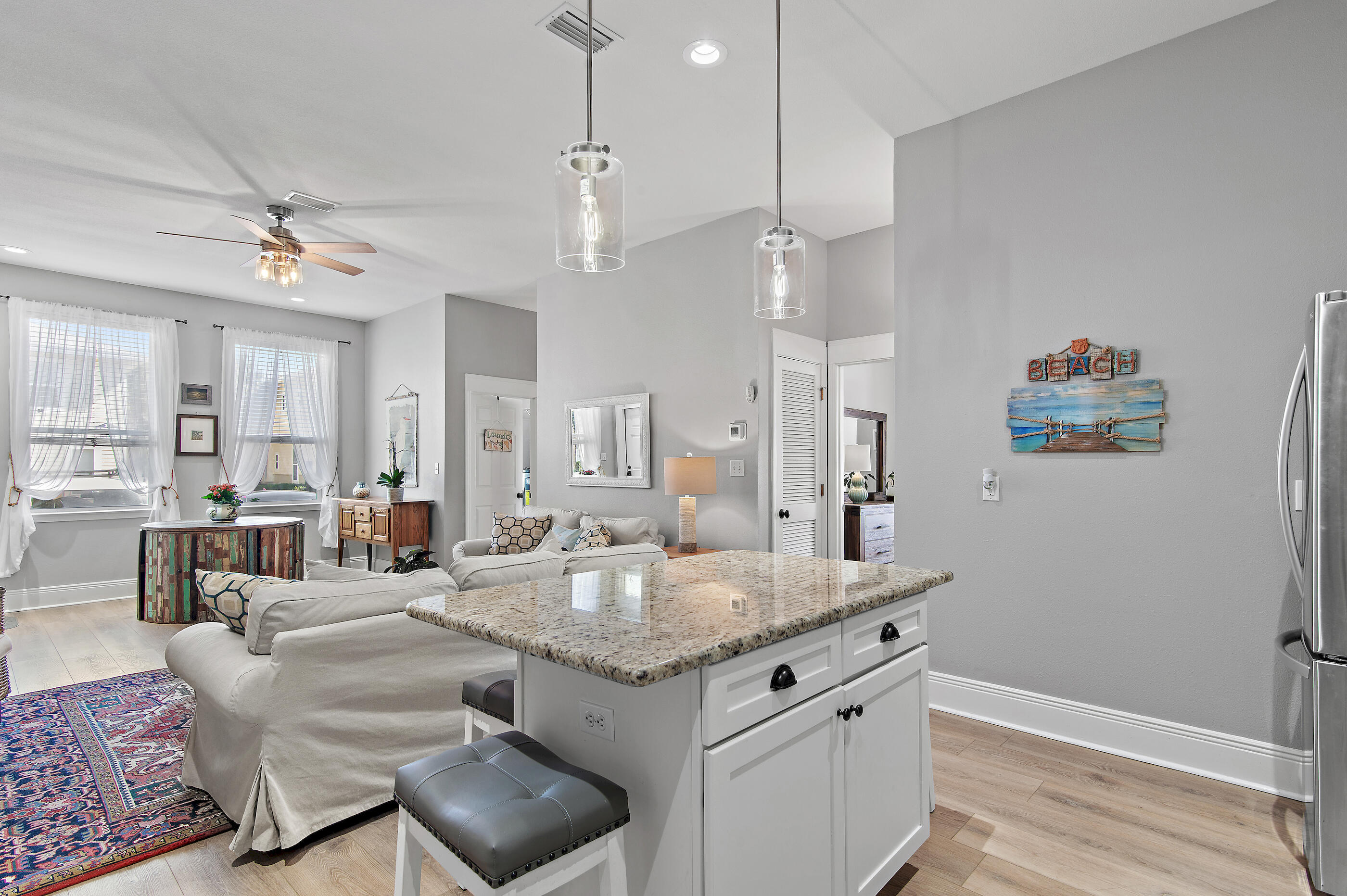 122 SHORE BIRD Drive 814