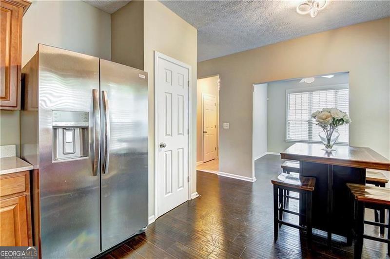 1643 JACKSON Way