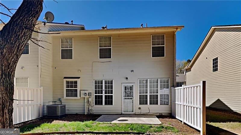 1643 JACKSON Way