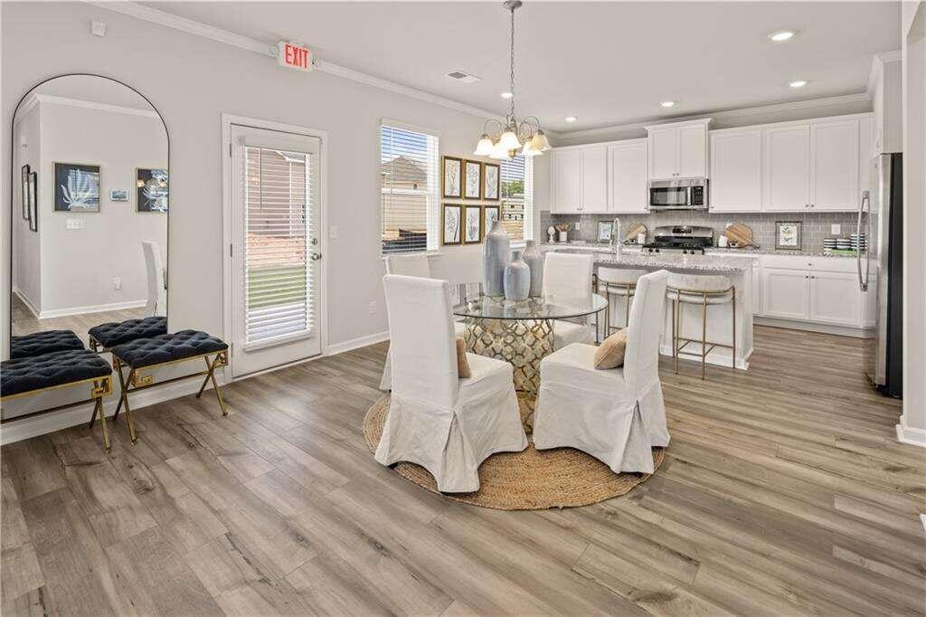 6010 Ivy Cottage Lane