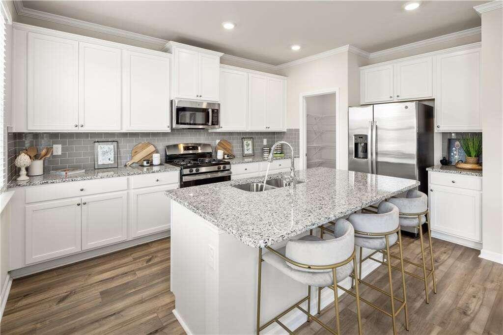 6010 Ivy Cottage Lane