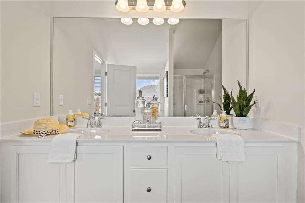 6010 Ivy Cottage Lane