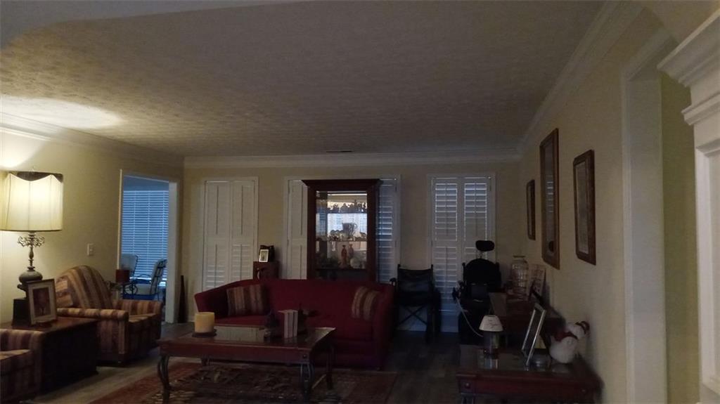 2562 PENDERGRASS Court