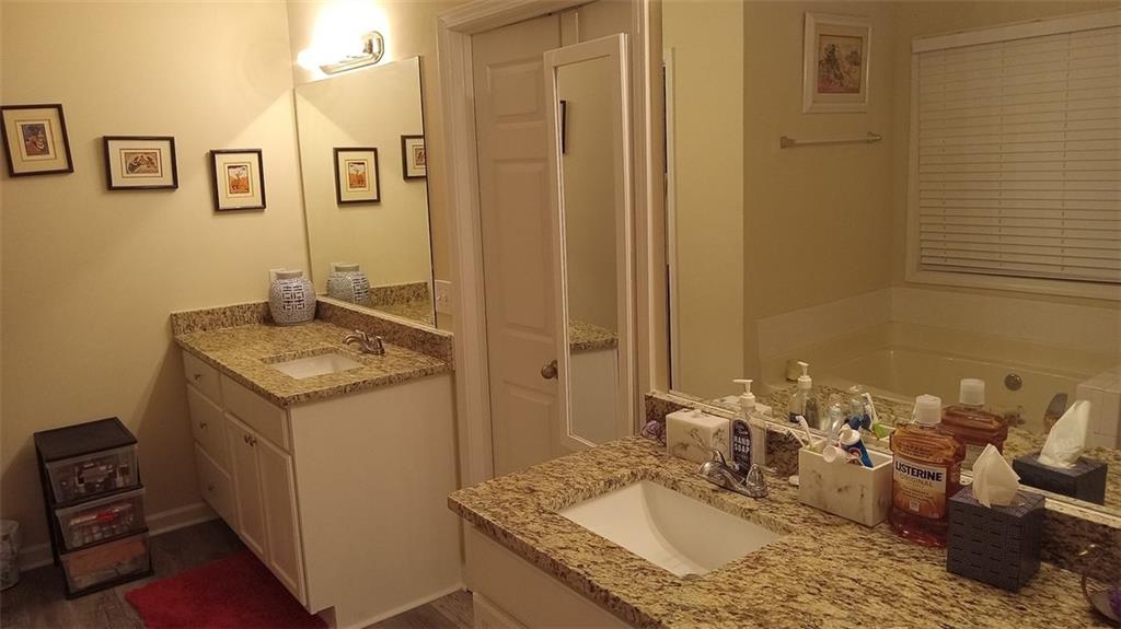 2562 PENDERGRASS Court