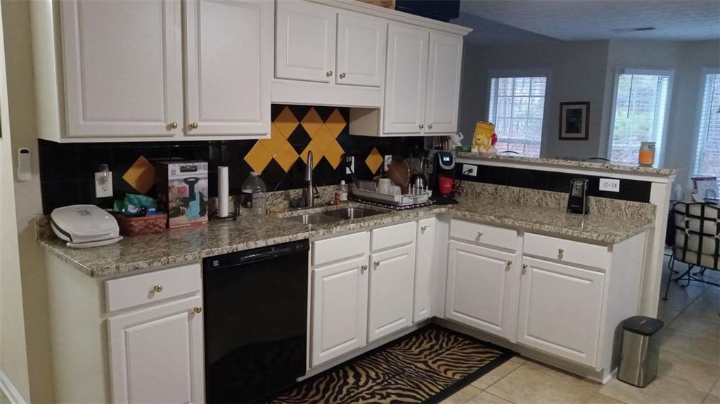 2562 PENDERGRASS Court
