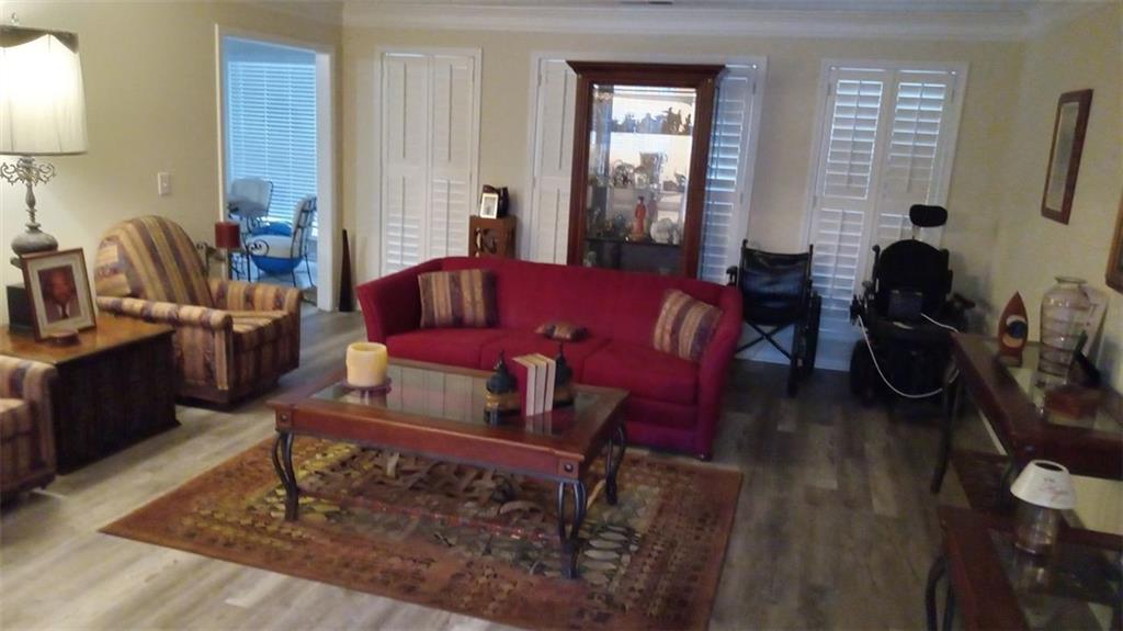 2562 PENDERGRASS Court
