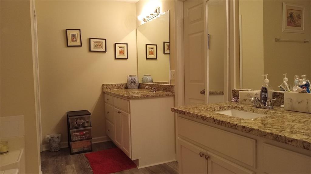2562 PENDERGRASS Court