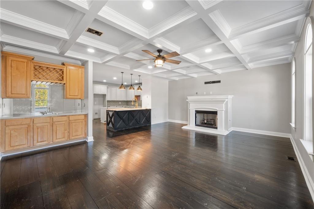 504 Holly Oak Way
